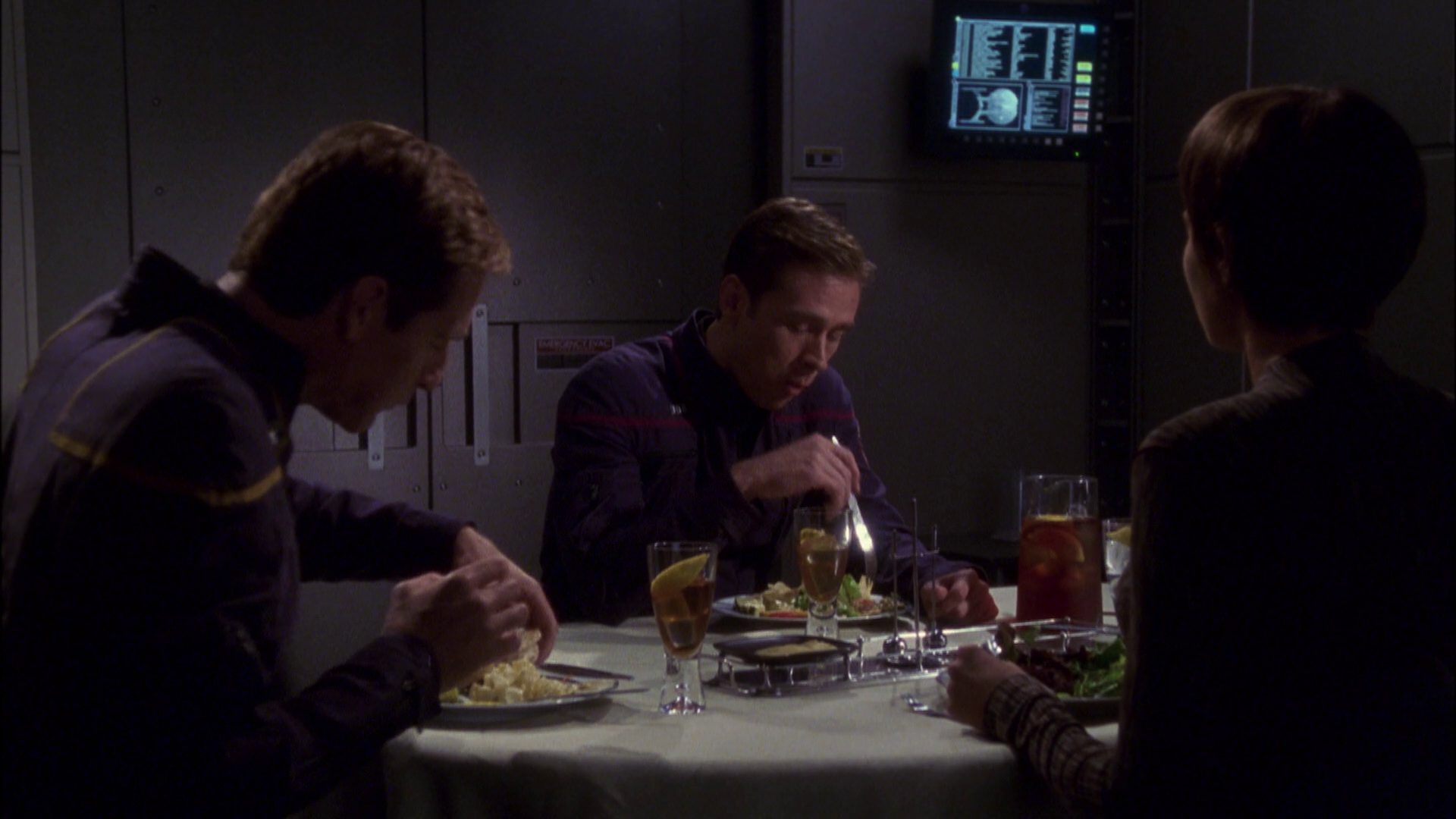 extant_StarTrek_ENT_1x05-Unexpected_3650.jpg