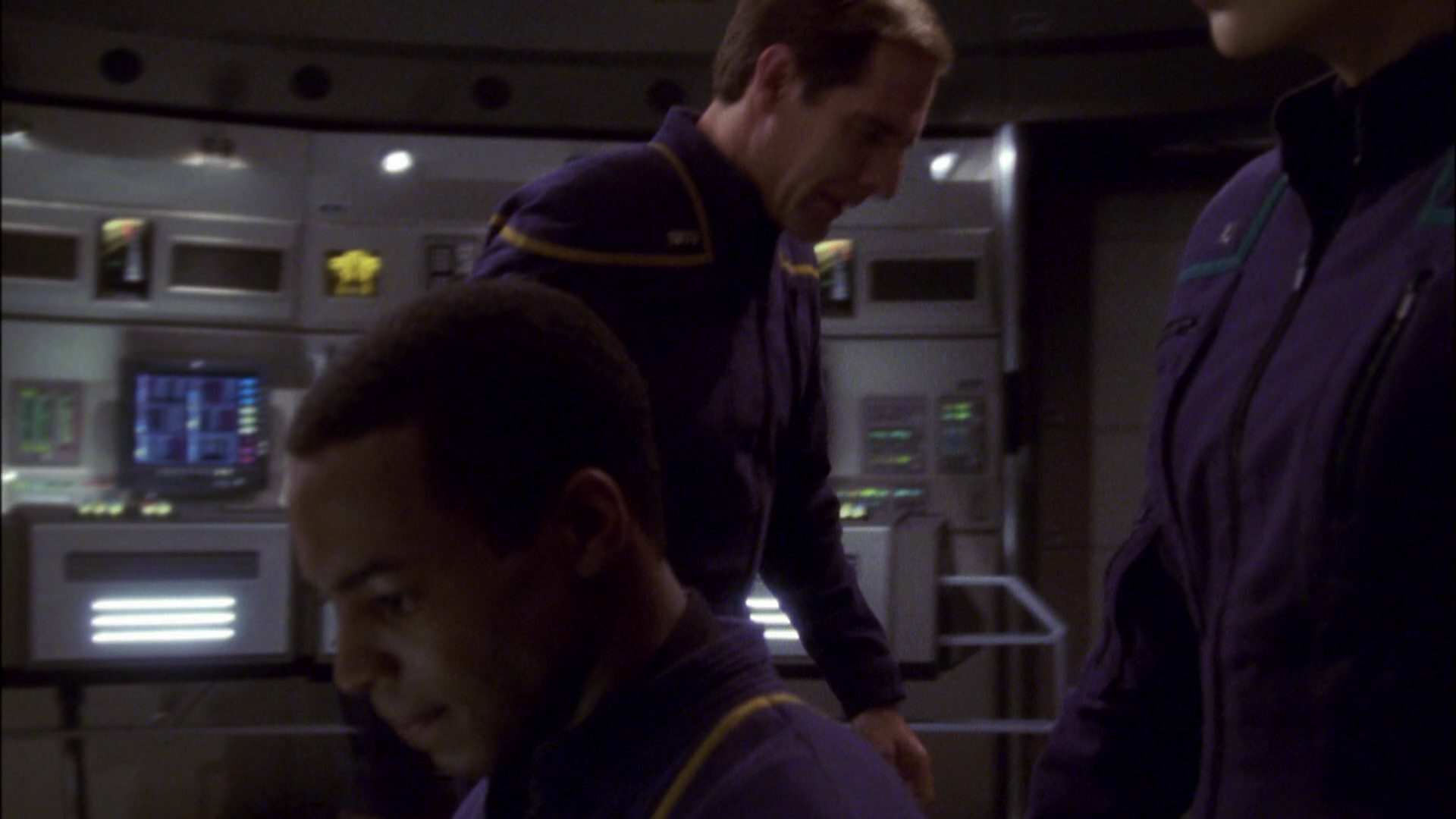 extant_StarTrek_ENT_1x06-TerraNova_0070.jpg