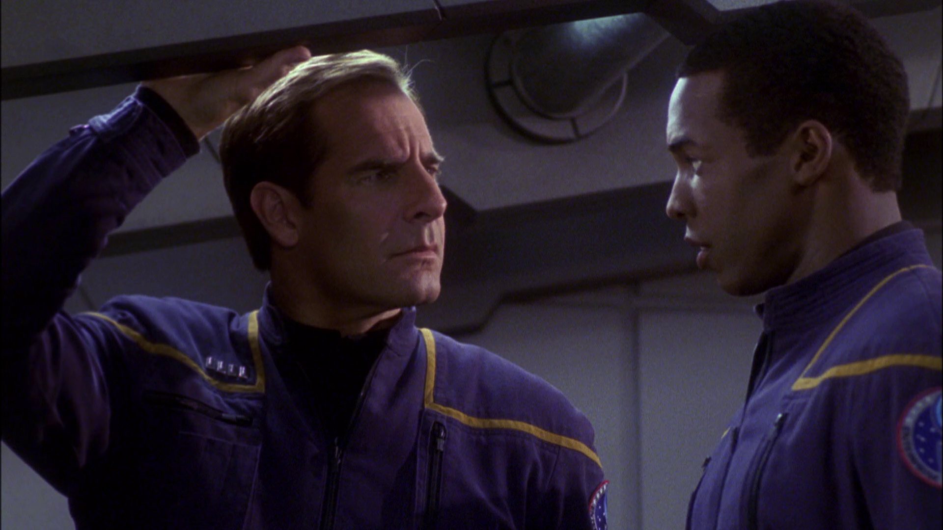 extant_StarTrek_ENT_1x06-TerraNova_2307.jpg