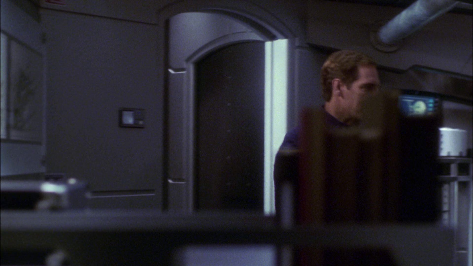 extant_StarTrek_ENT_1x06-TerraNova_2696.jpg