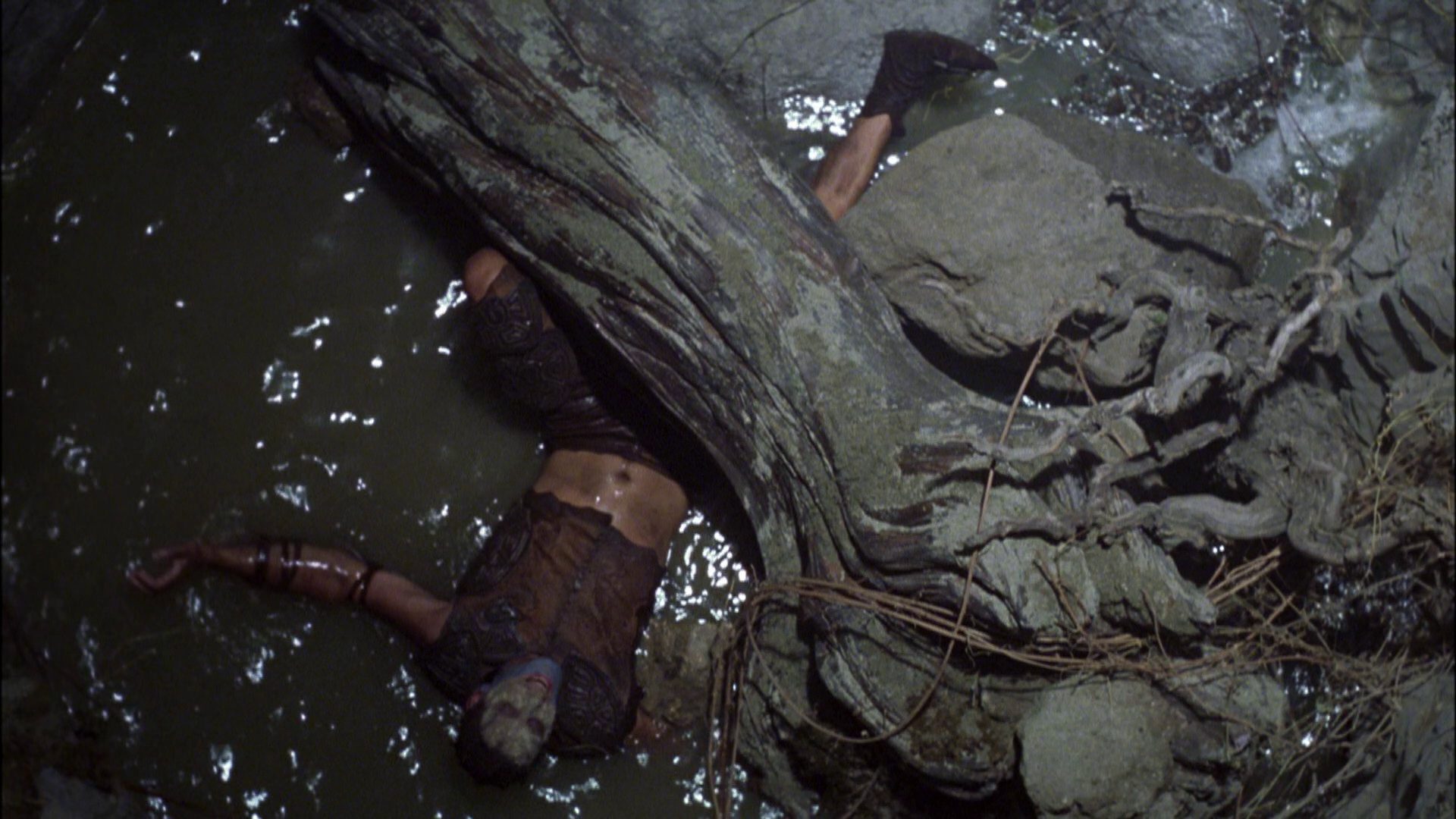 extant_StarTrek_ENT_1x06-TerraNova_3242.jpg