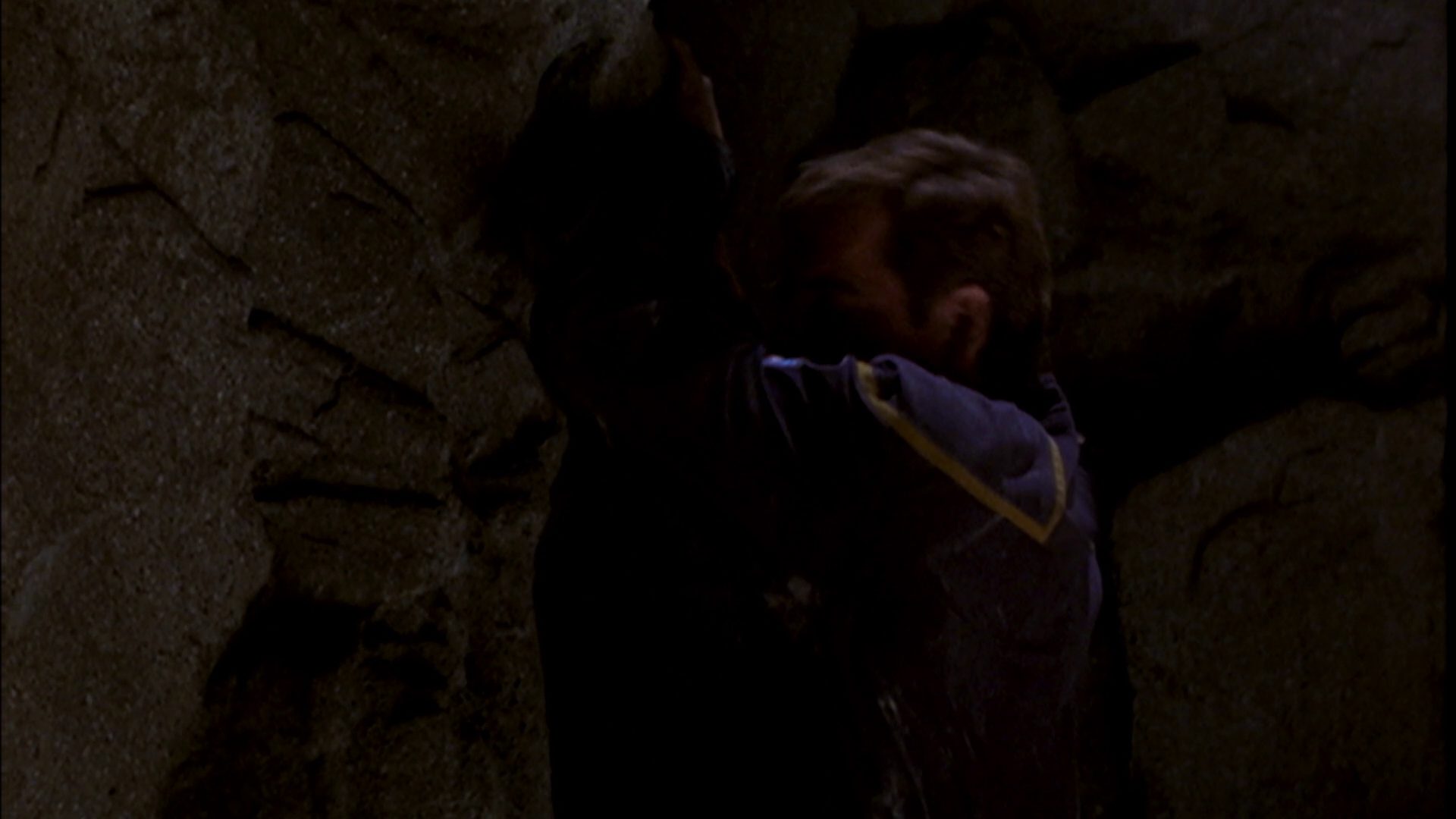 extant_StarTrek_ENT_1x06-TerraNova_3370.jpg