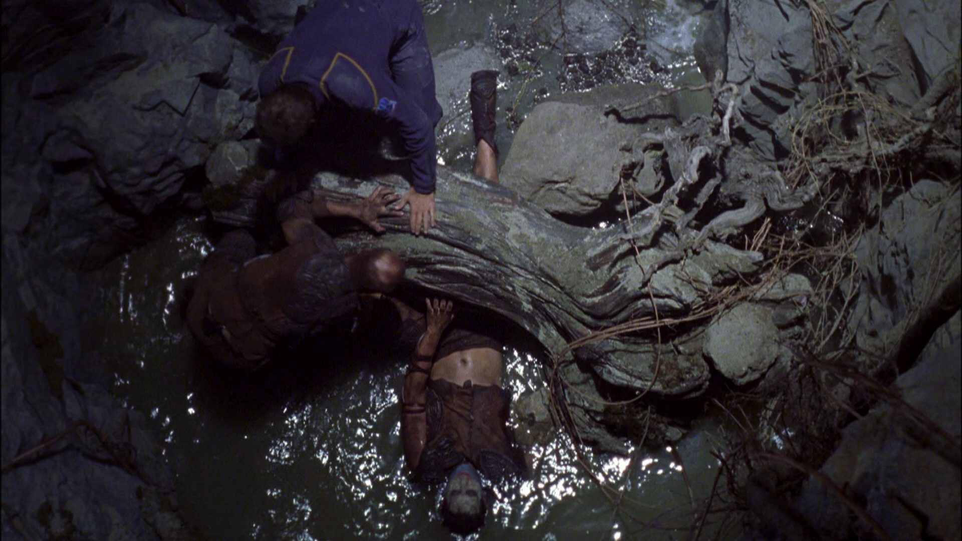 extant_StarTrek_ENT_1x06-TerraNova_3383.jpg