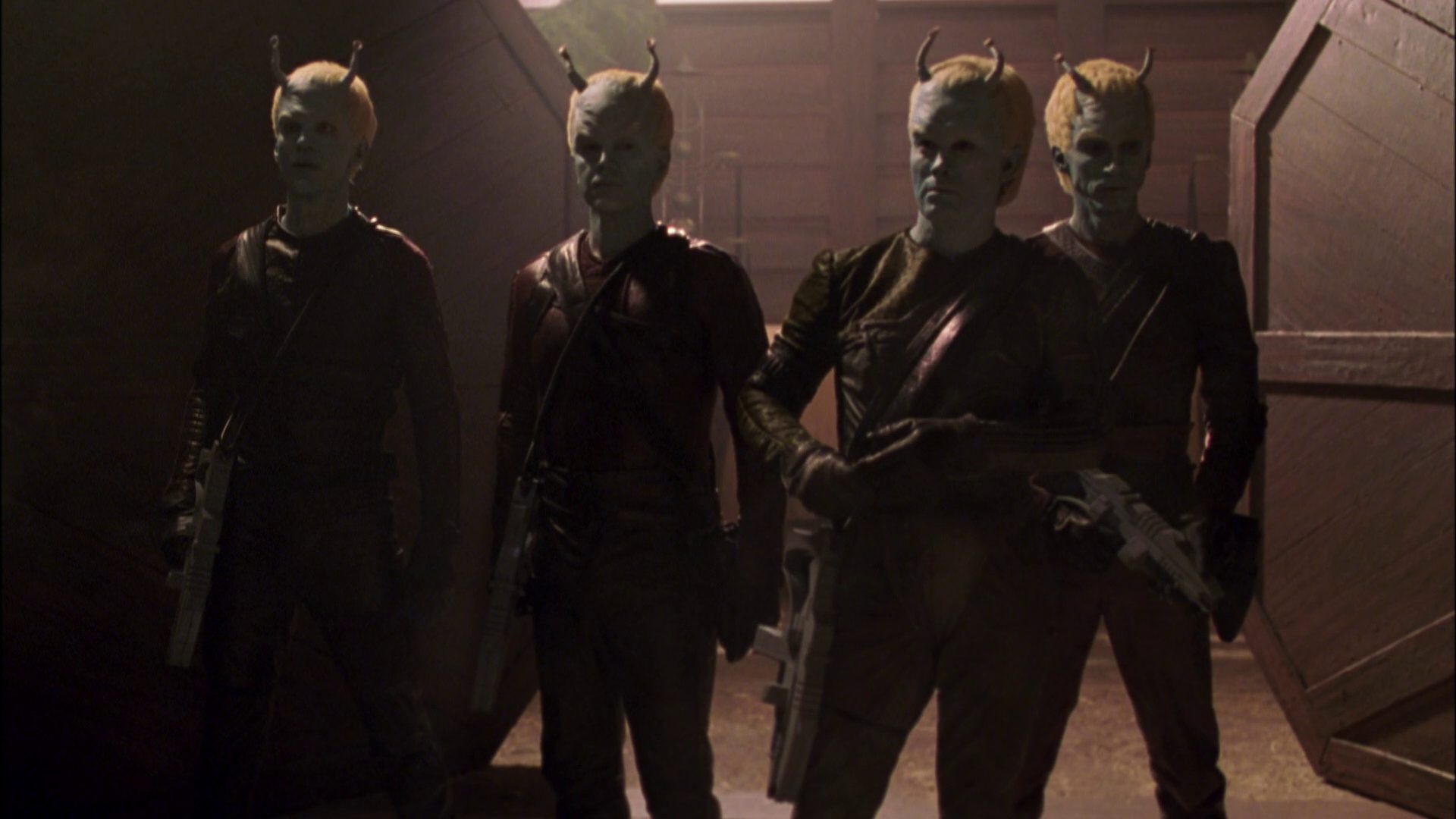 extant_StarTrek_ENT_1x07-TheAndorianIncident_0054.jpg