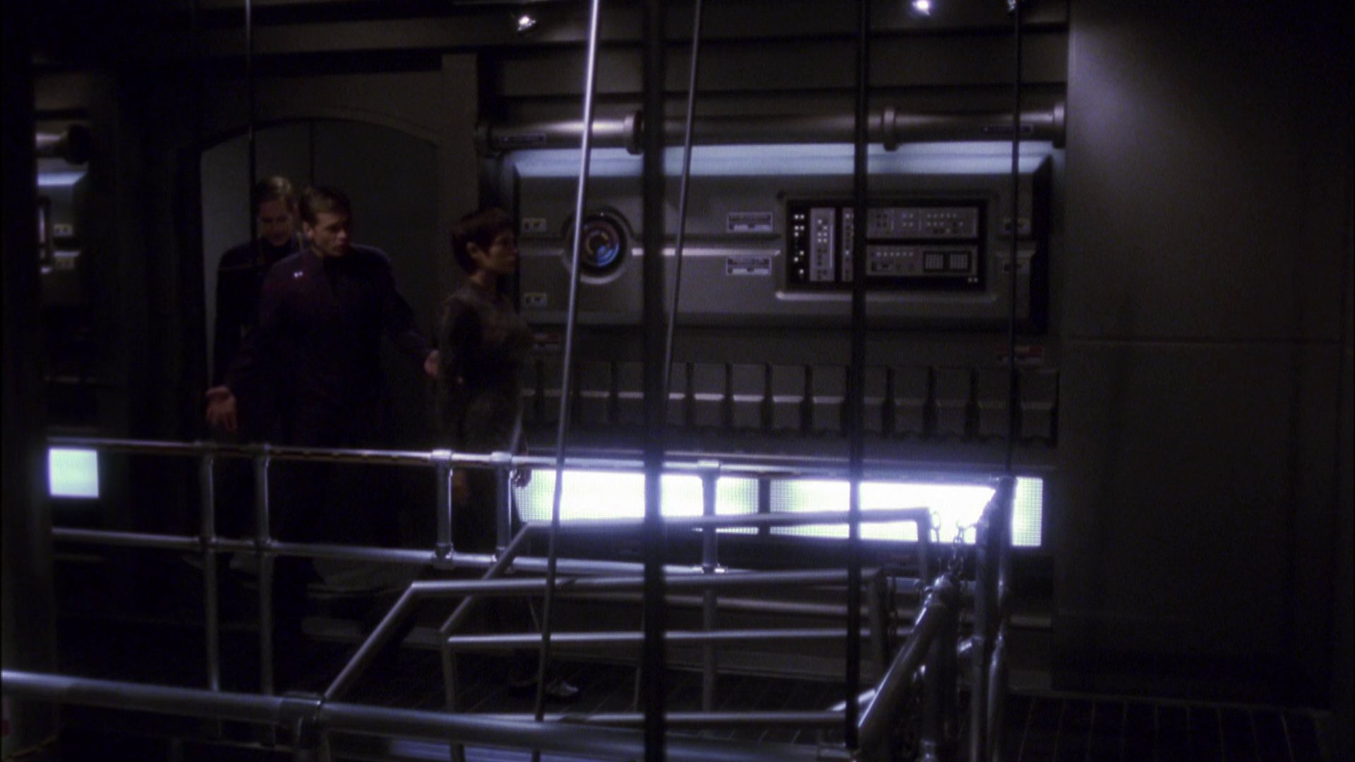 extant_StarTrek_ENT_1x07-TheAndorianIncident_0503.jpg