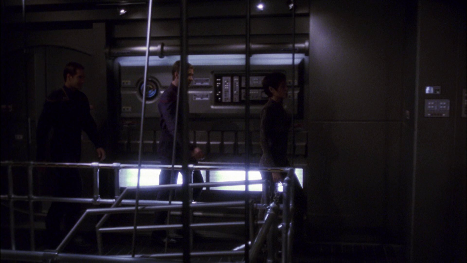 extant_StarTrek_ENT_1x07-TheAndorianIncident_0505.jpg