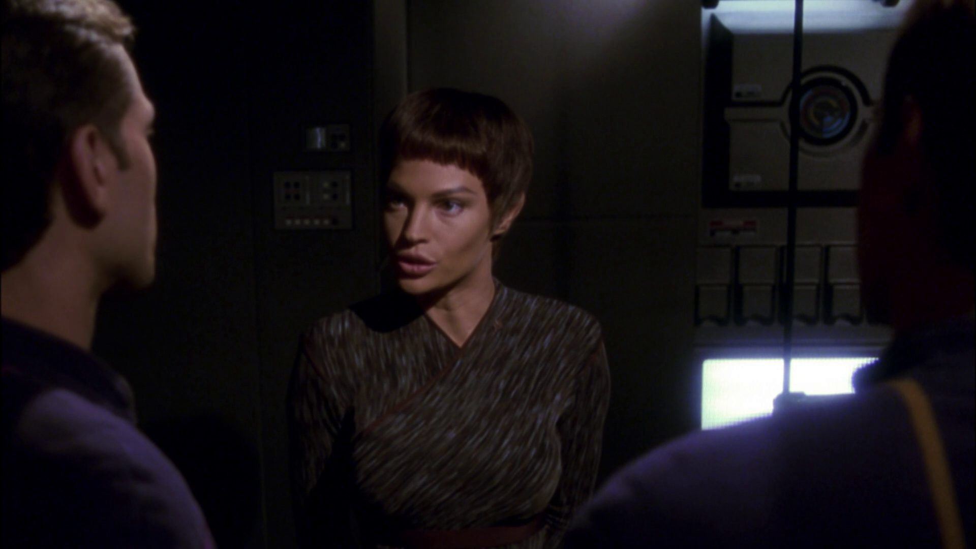 extant_StarTrek_ENT_1x07-TheAndorianIncident_0551.jpg