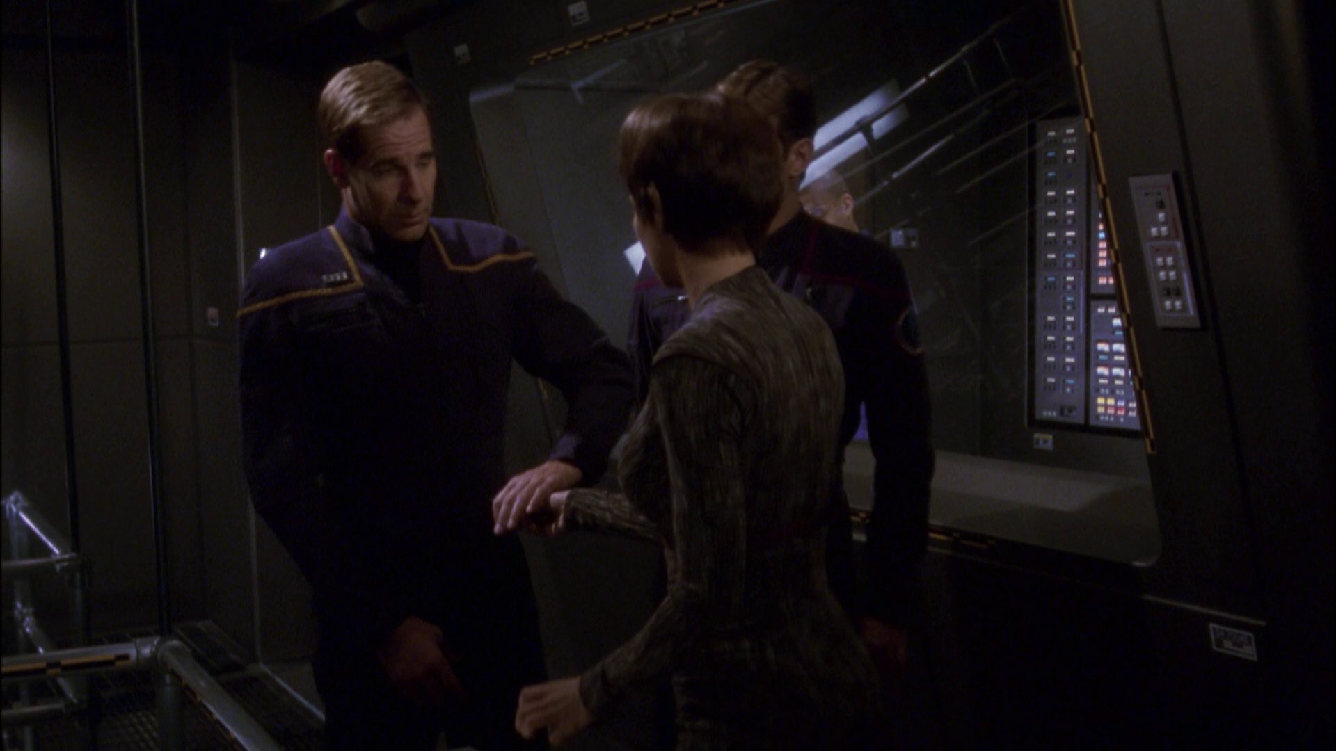 extant_StarTrek_ENT_1x07-TheAndorianIncident_0584.jpg