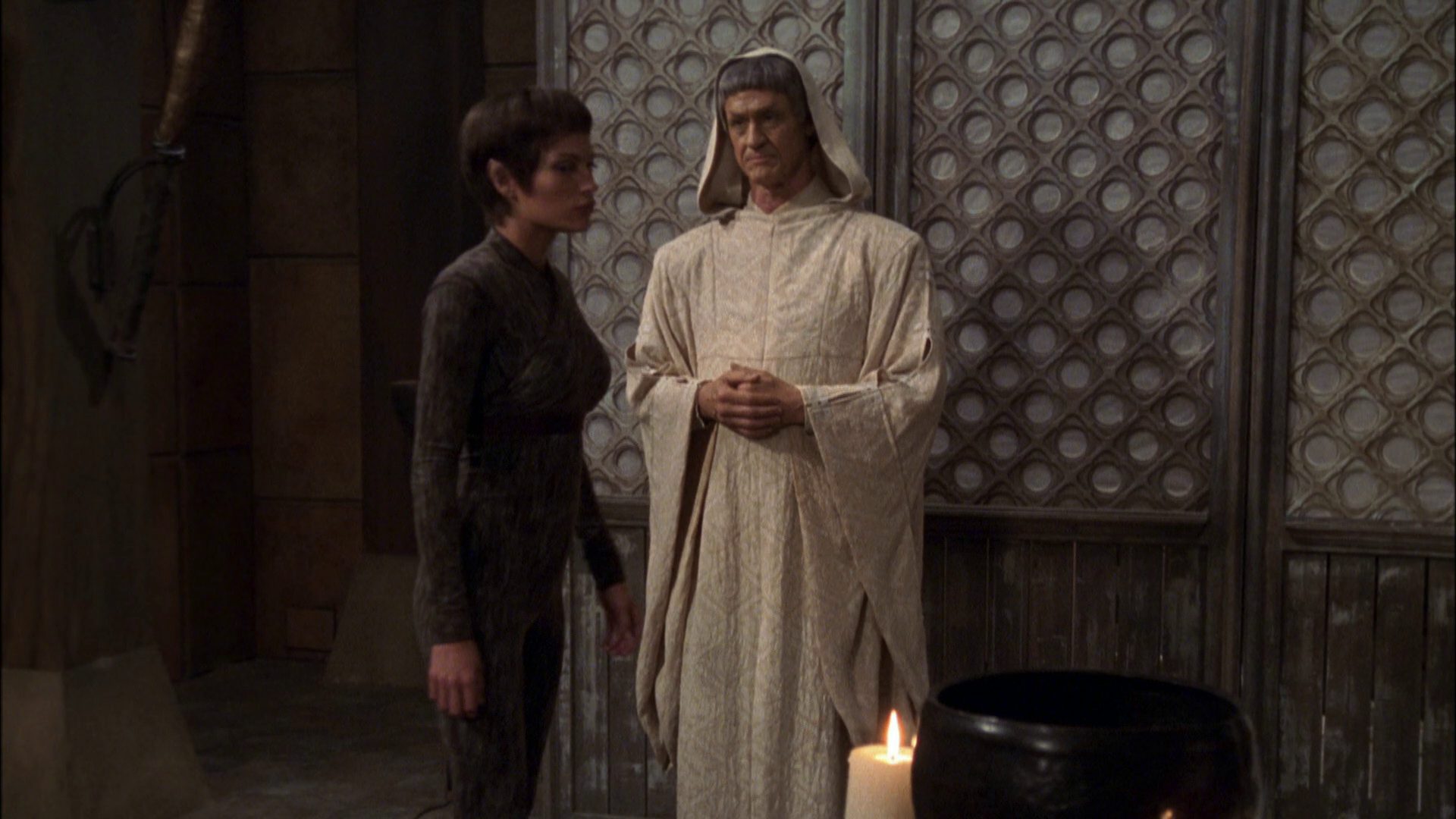 extant_StarTrek_ENT_1x07-TheAndorianIncident_0704.jpg