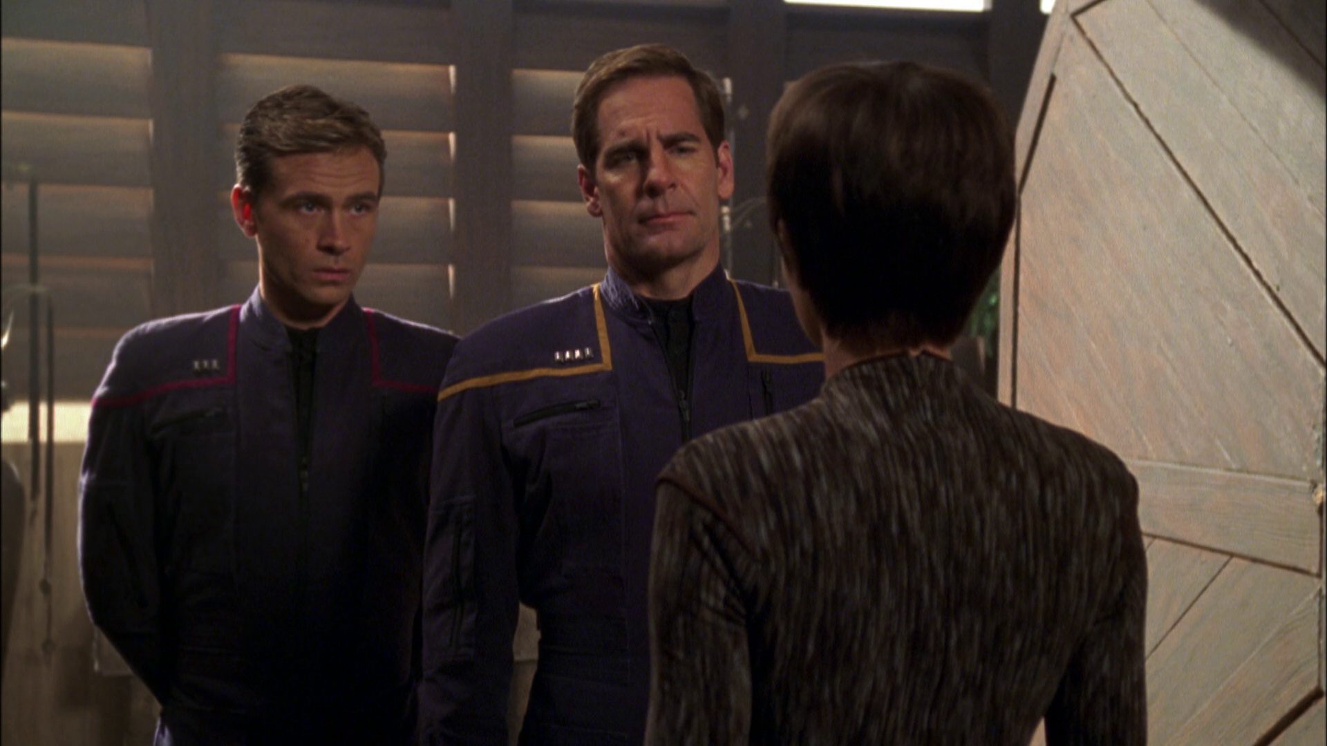 extant_StarTrek_ENT_1x07-TheAndorianIncident_0715.jpg