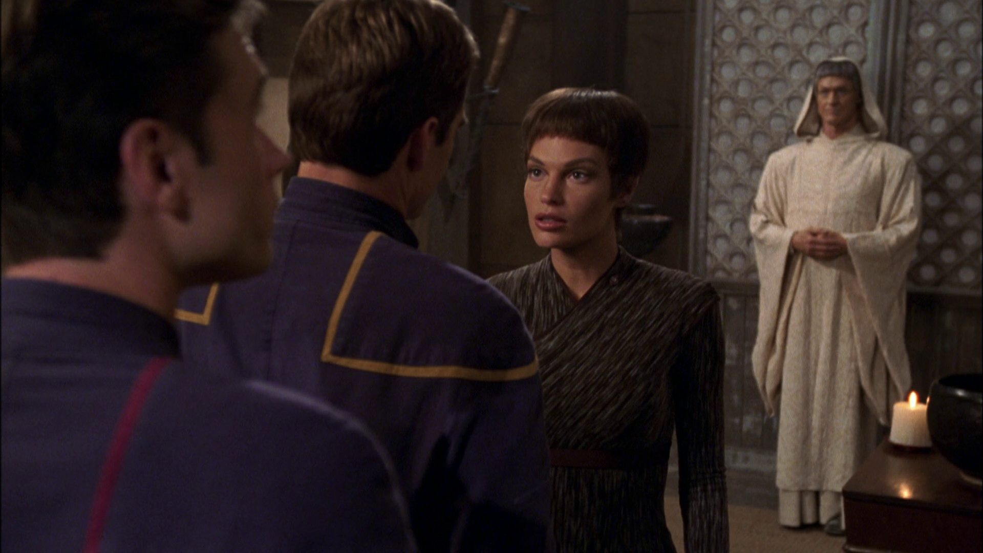 extant_StarTrek_ENT_1x07-TheAndorianIncident_0720.jpg