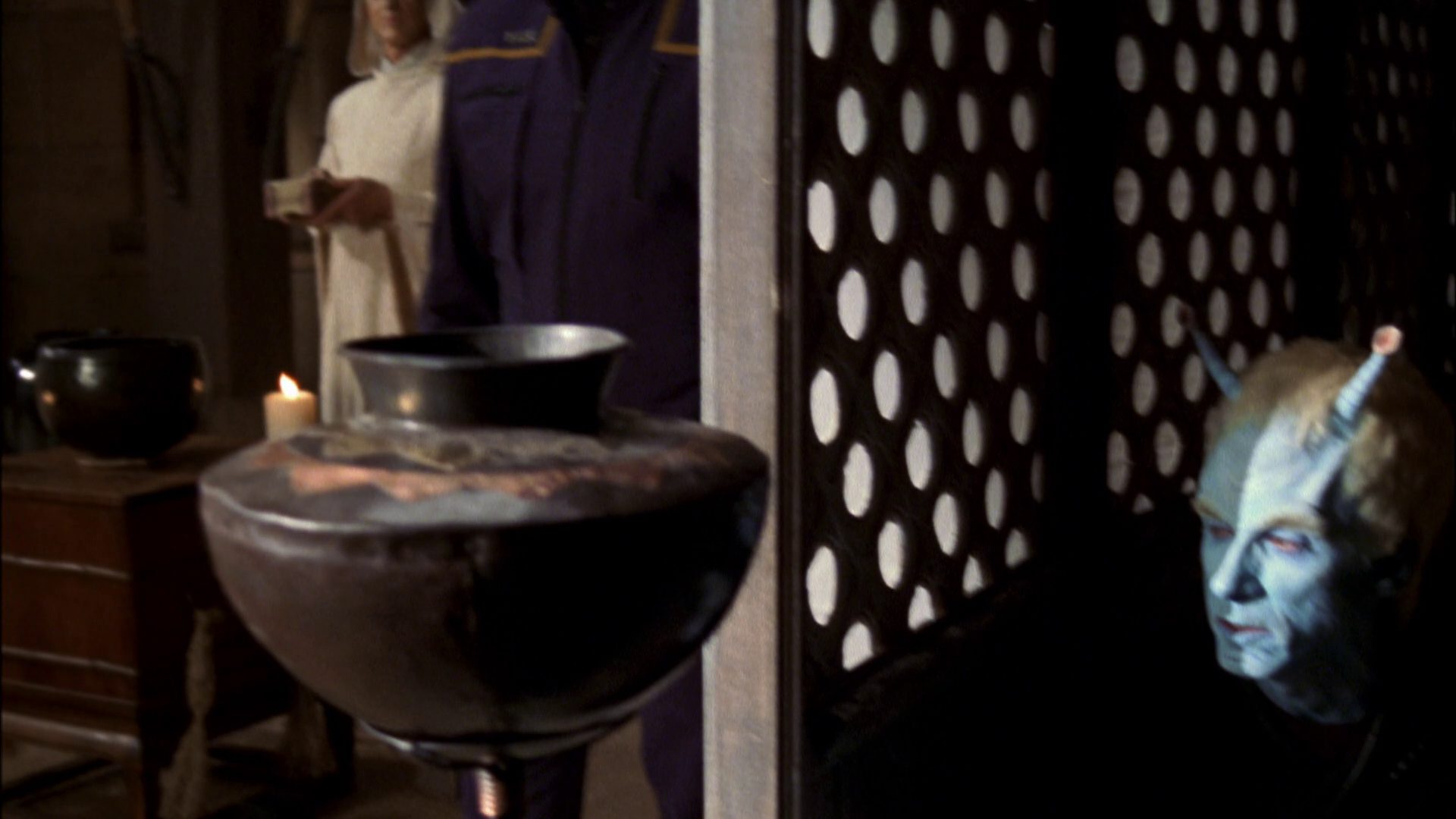 extant_StarTrek_ENT_1x07-TheAndorianIncident_0917.jpg