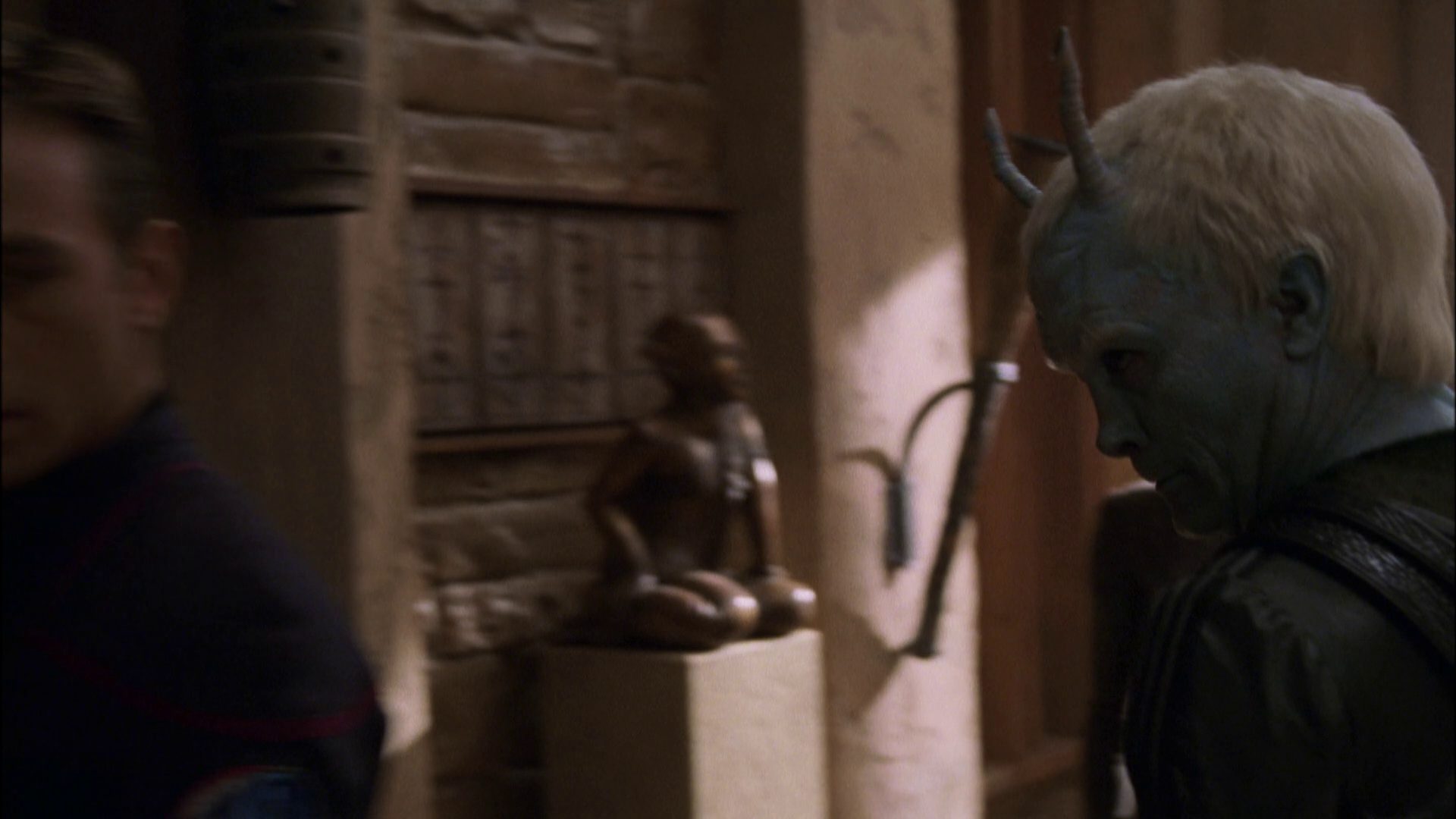 extant_StarTrek_ENT_1x07-TheAndorianIncident_1125.jpg