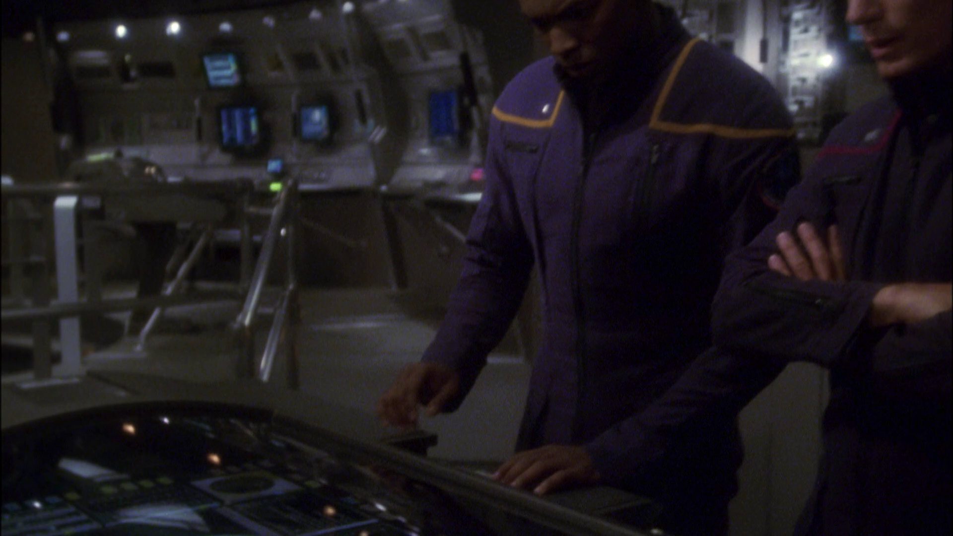 extant_StarTrek_ENT_1x07-TheAndorianIncident_1326.jpg
