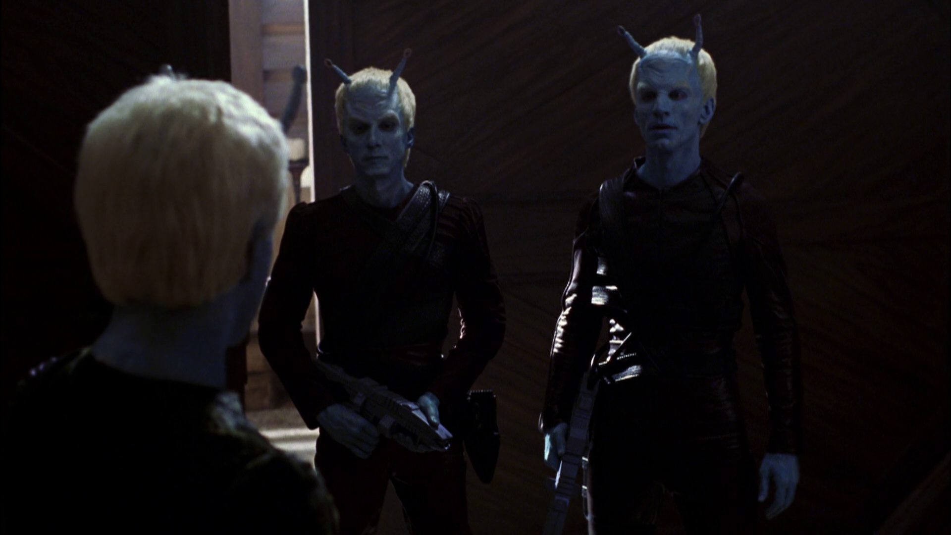 extant_StarTrek_ENT_1x07-TheAndorianIncident_1575.jpg