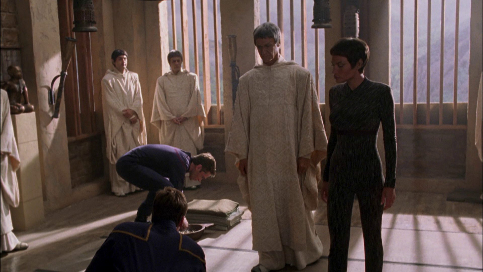 extant_StarTrek_ENT_1x07-TheAndorianIncident_1675.jpg