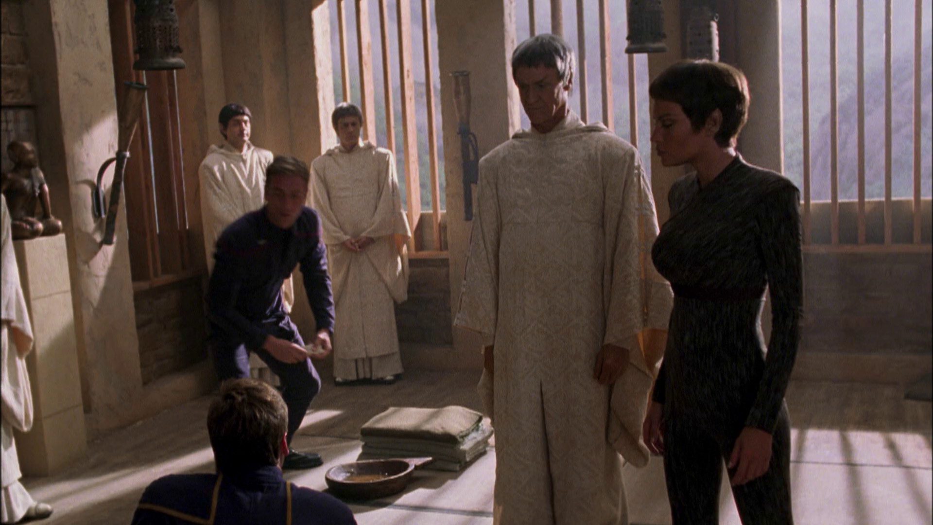 extant_StarTrek_ENT_1x07-TheAndorianIncident_1677.jpg