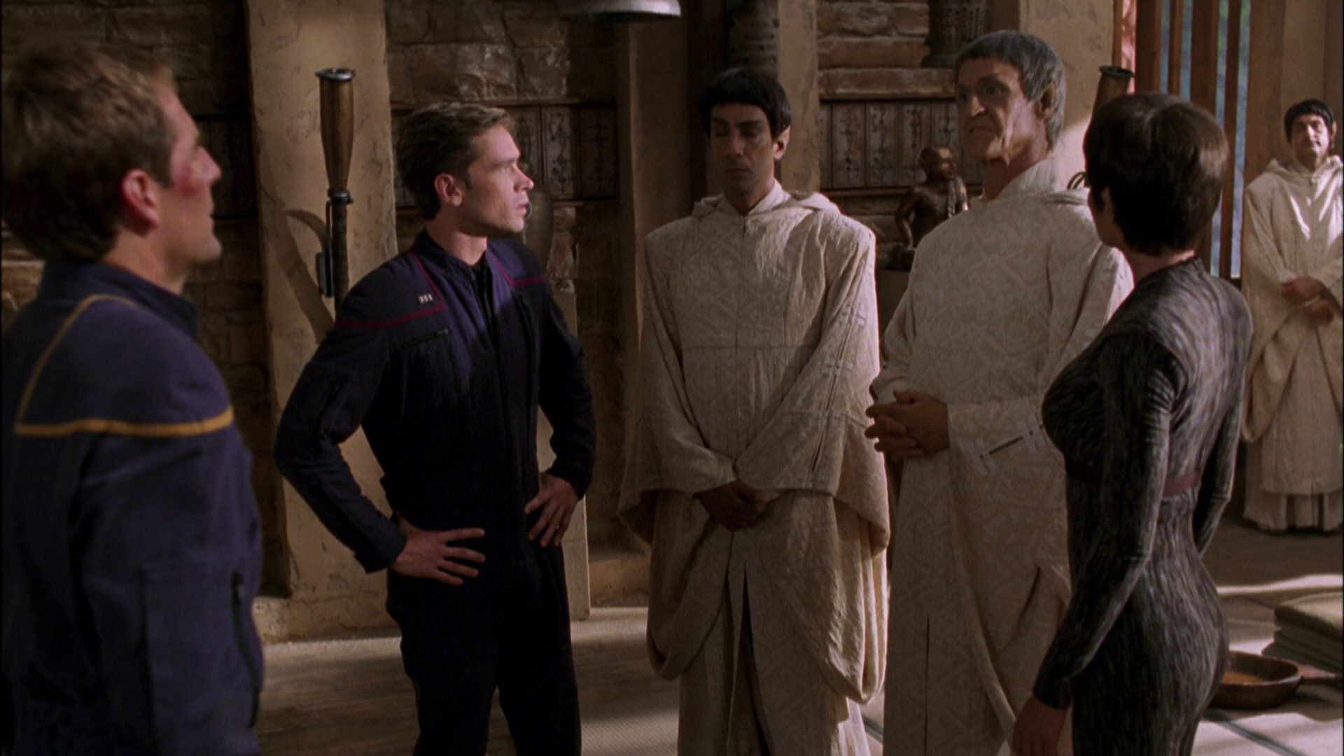 extant_StarTrek_ENT_1x07-TheAndorianIncident_1803.jpg