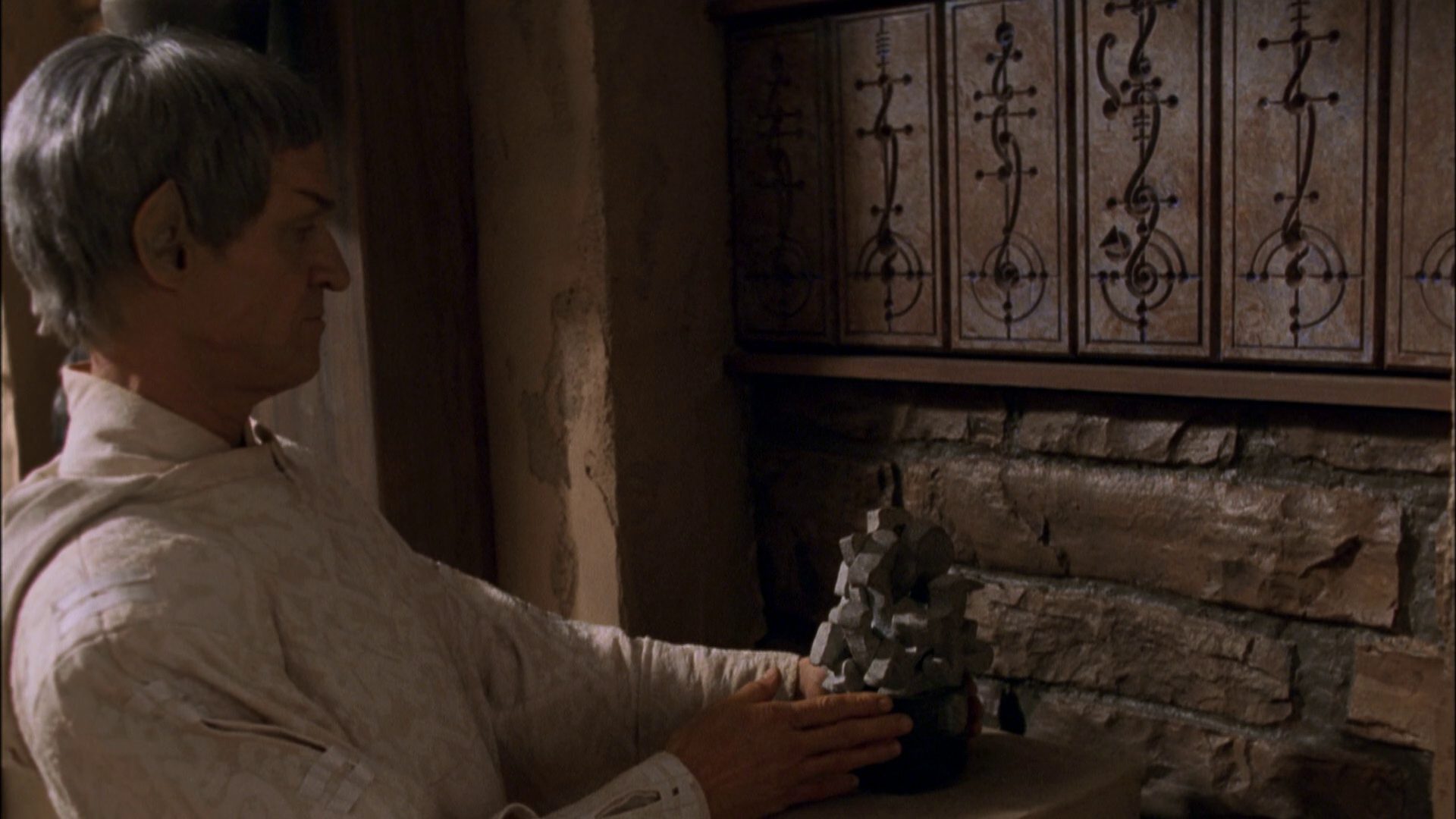 extant_StarTrek_ENT_1x07-TheAndorianIncident_1858.jpg
