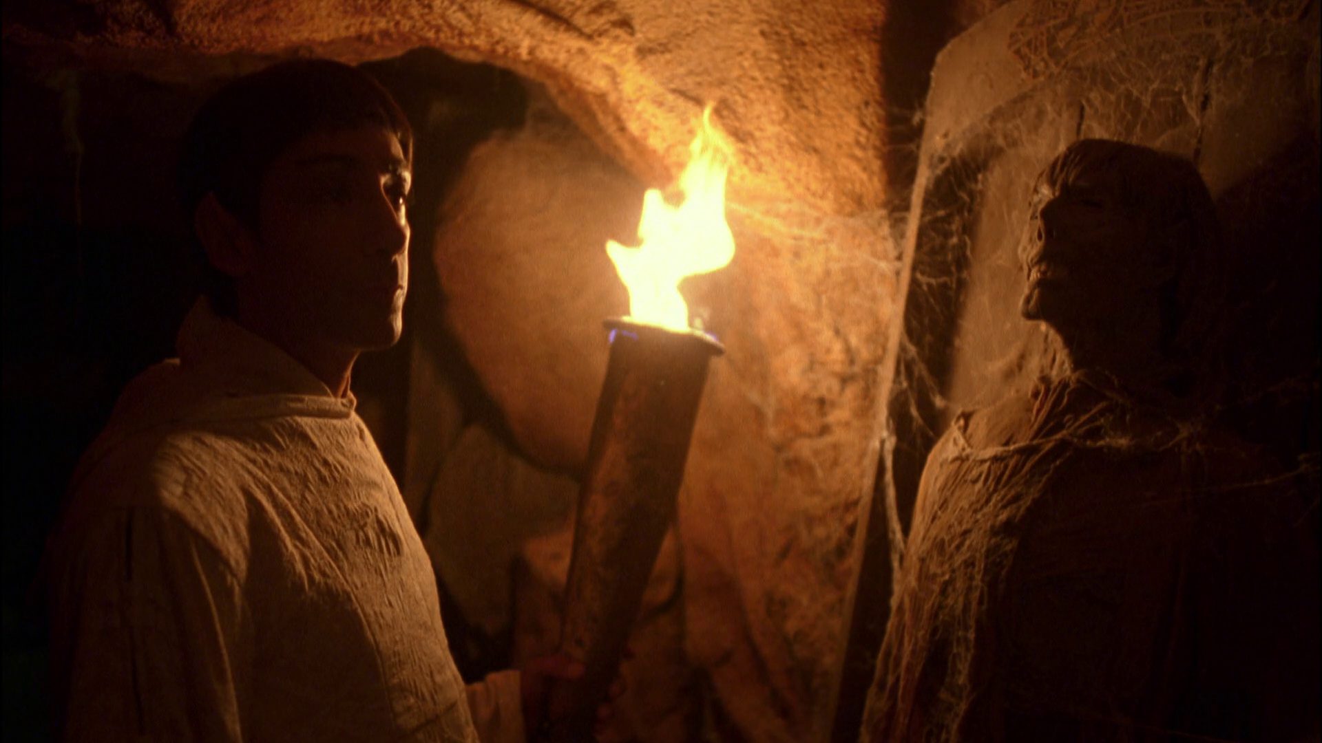 extant_StarTrek_ENT_1x07-TheAndorianIncident_1977.jpg