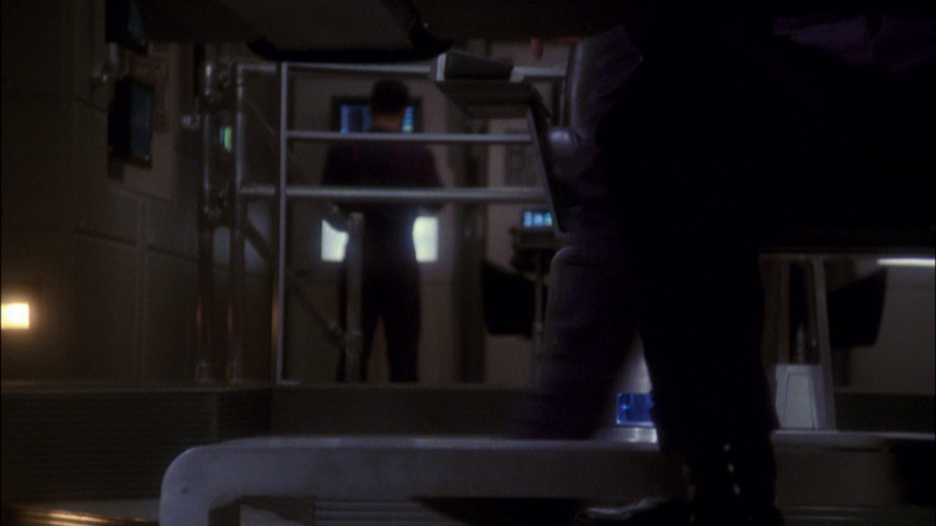 extant_StarTrek_ENT_1x07-TheAndorianIncident_2410.jpg