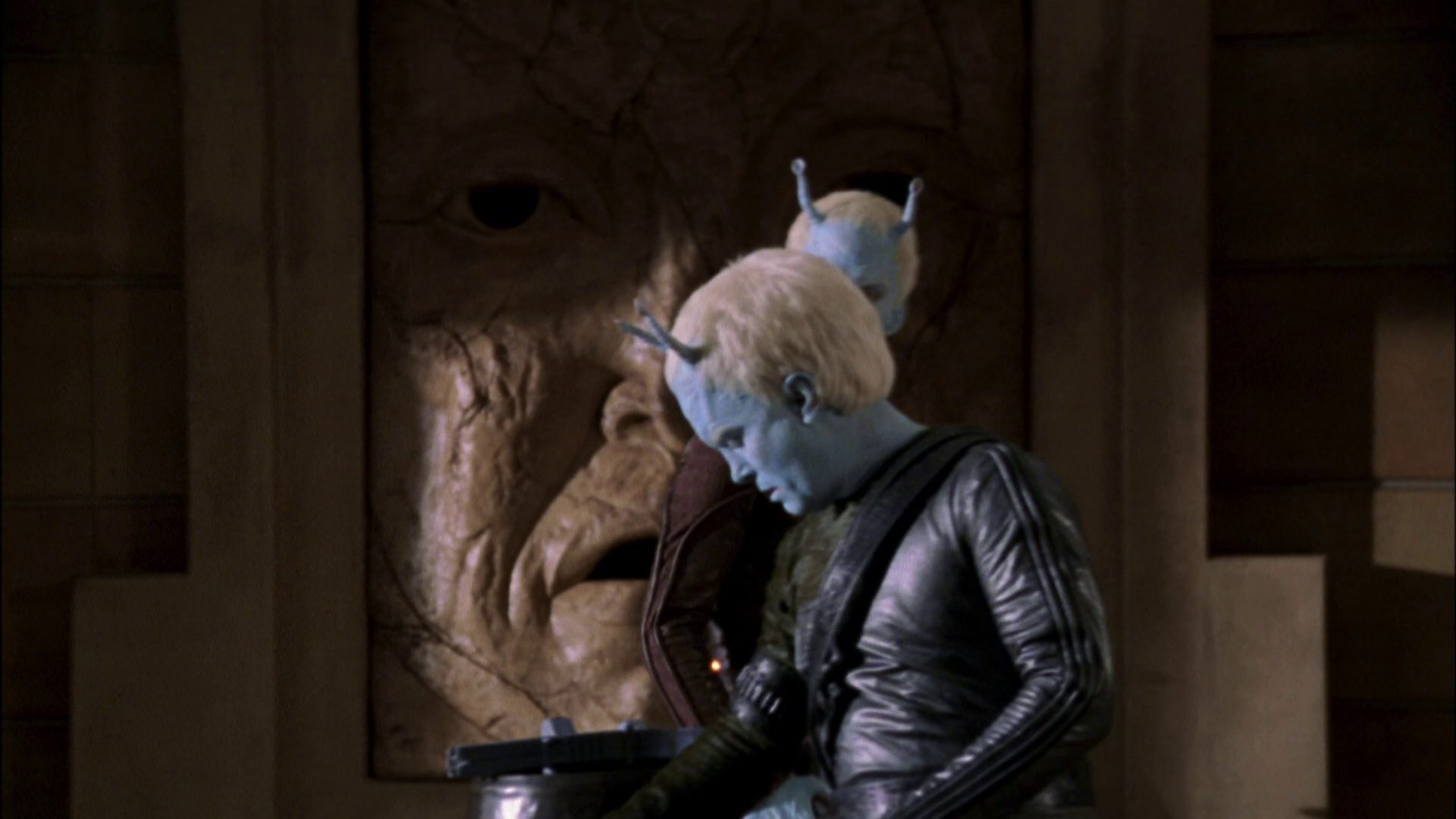 extant_StarTrek_ENT_1x07-TheAndorianIncident_2556.jpg