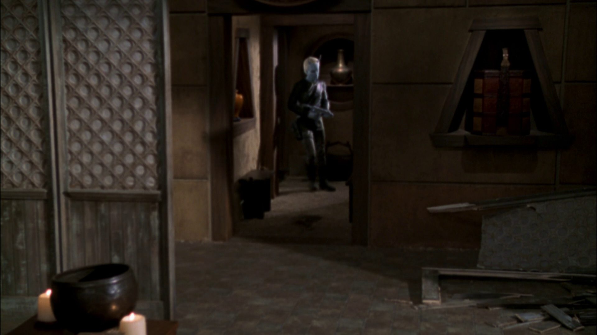 extant_StarTrek_ENT_1x07-TheAndorianIncident_2630.jpg