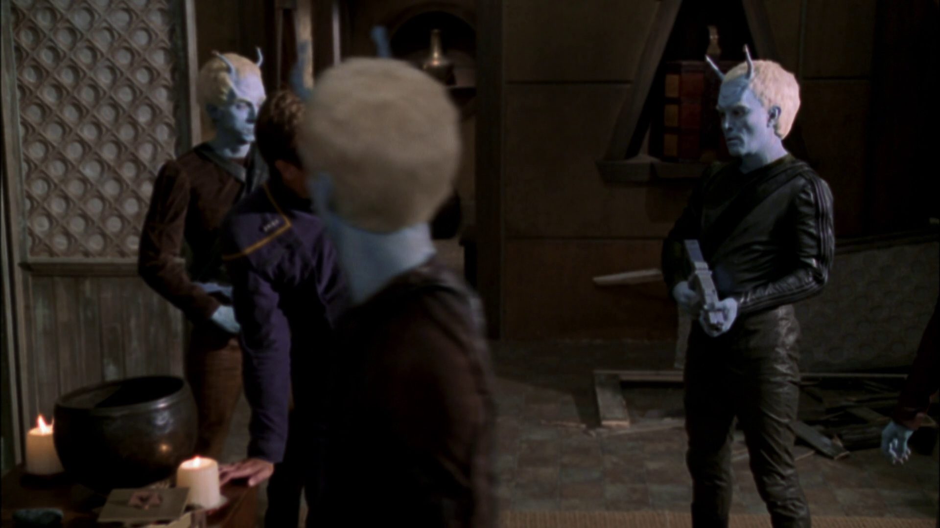 extant_StarTrek_ENT_1x07-TheAndorianIncident_2644.jpg