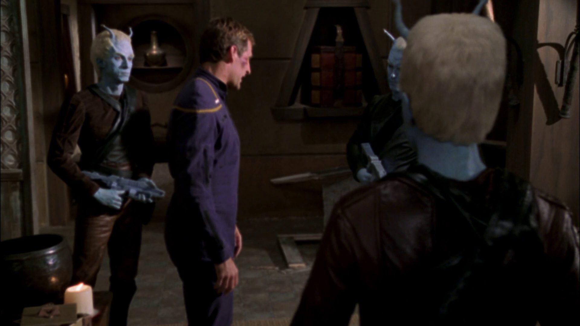 extant_StarTrek_ENT_1x07-TheAndorianIncident_2655.jpg