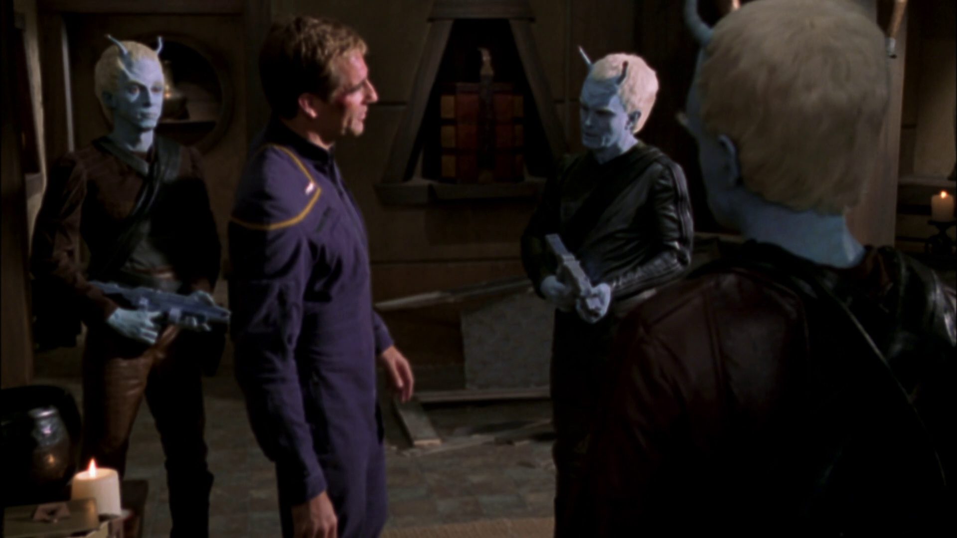 extant_StarTrek_ENT_1x07-TheAndorianIncident_2660.jpg