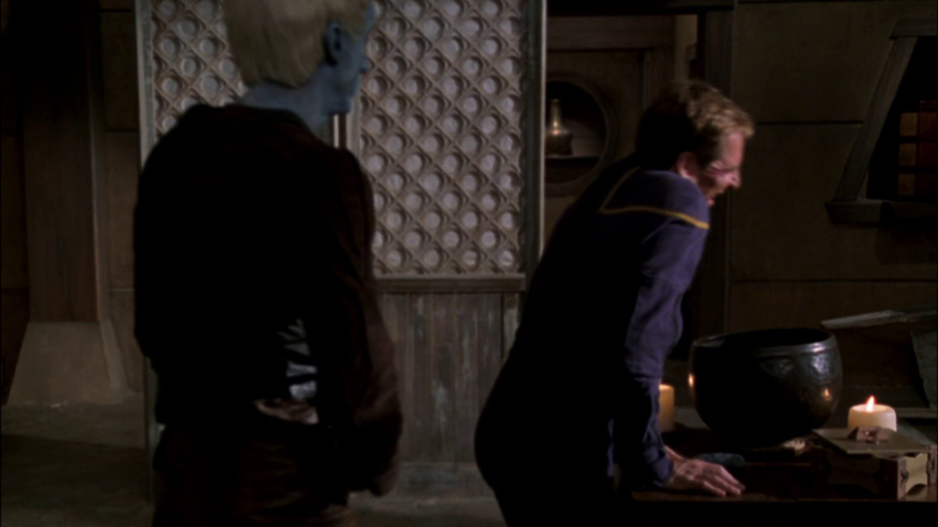 extant_StarTrek_ENT_1x07-TheAndorianIncident_2682.jpg