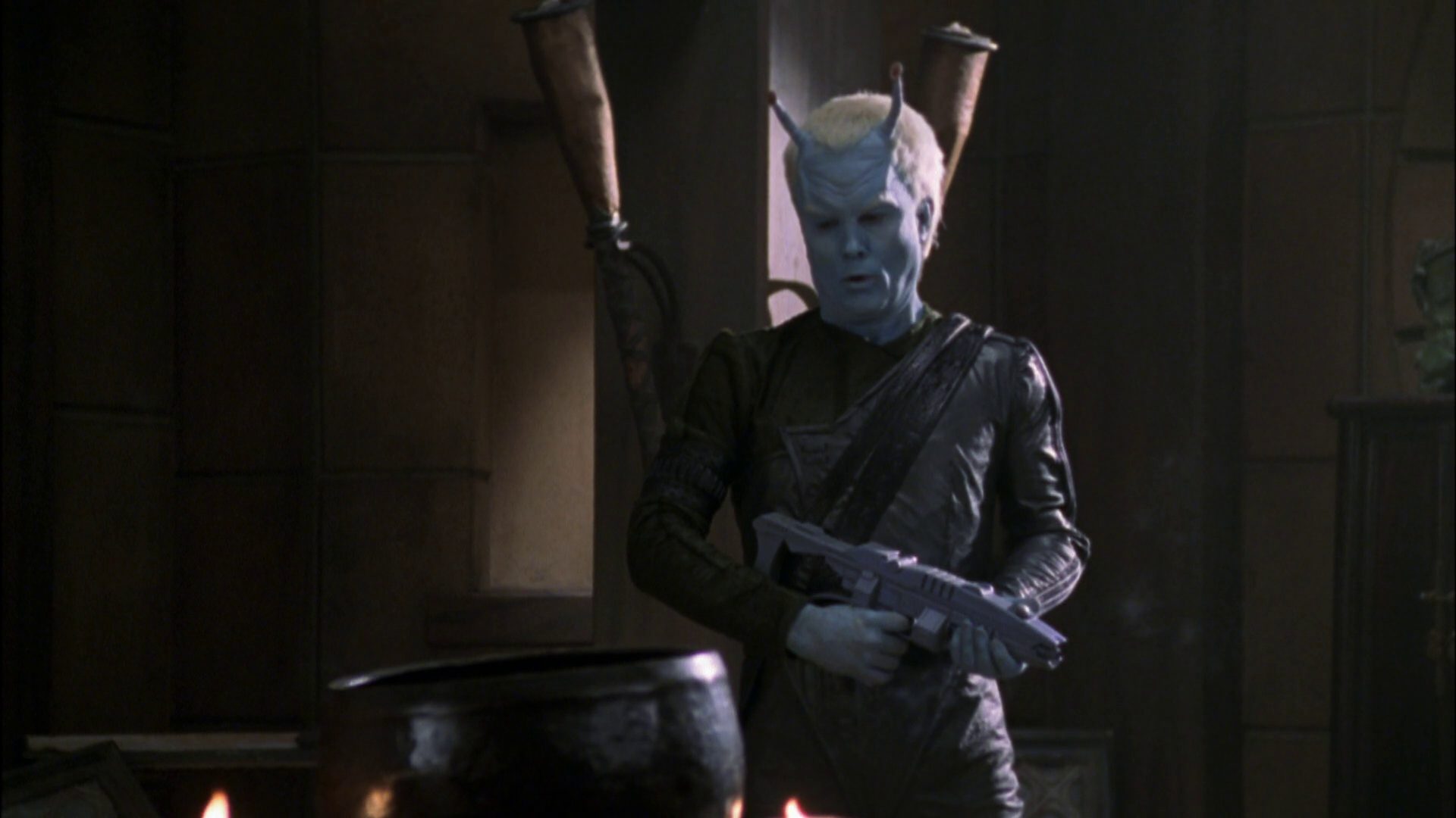 extant_StarTrek_ENT_1x07-TheAndorianIncident_2686.jpg