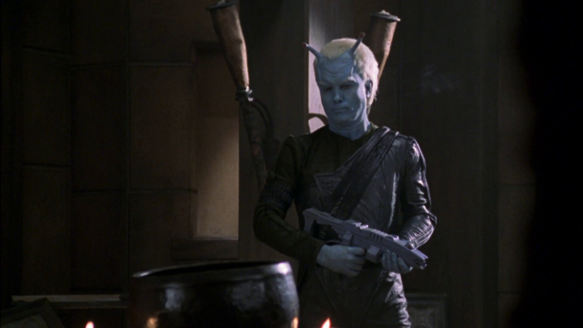 extant_StarTrek_ENT_1x07-TheAndorianIncident_2696.jpg