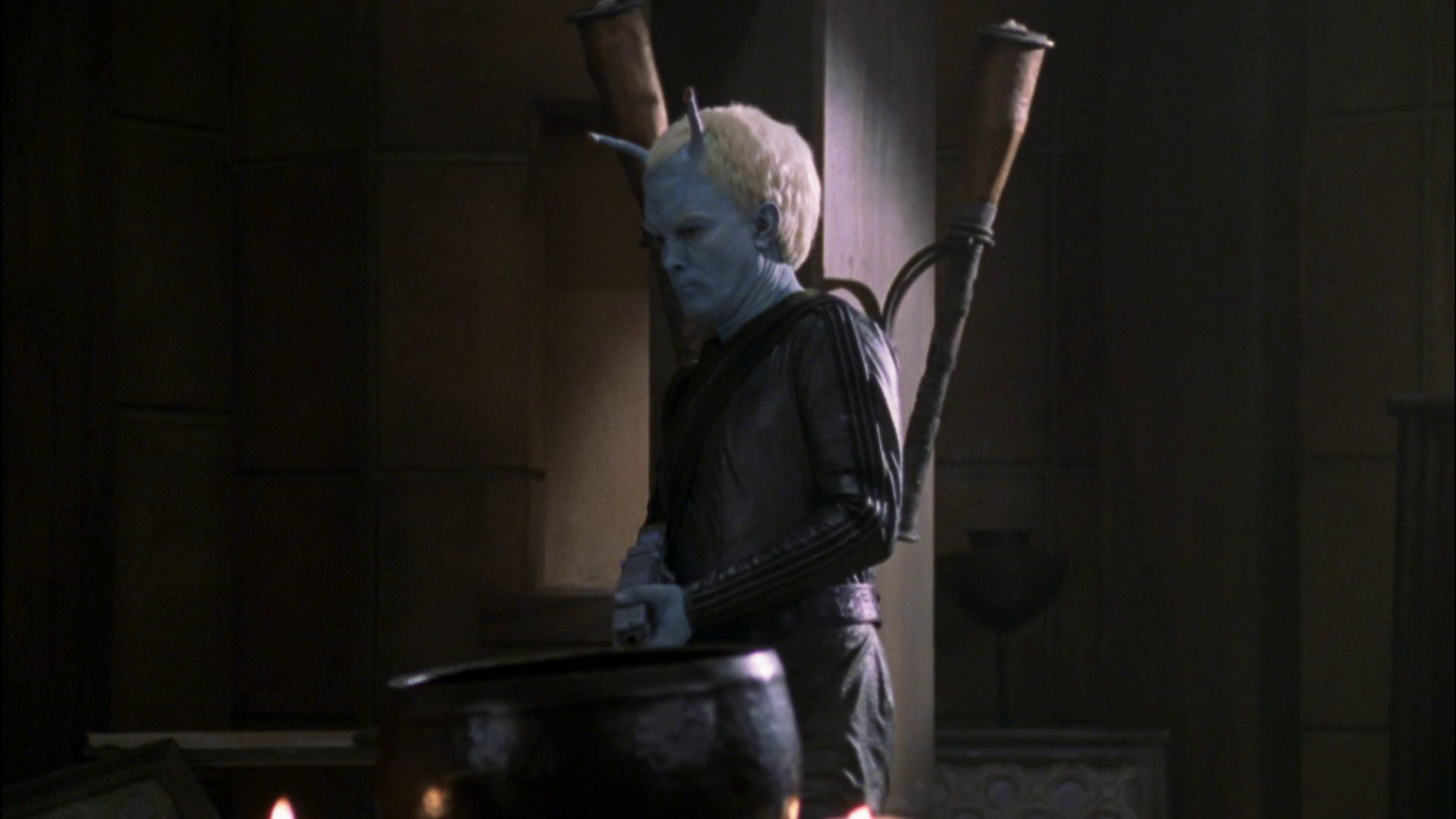 extant_StarTrek_ENT_1x07-TheAndorianIncident_2701.jpg
