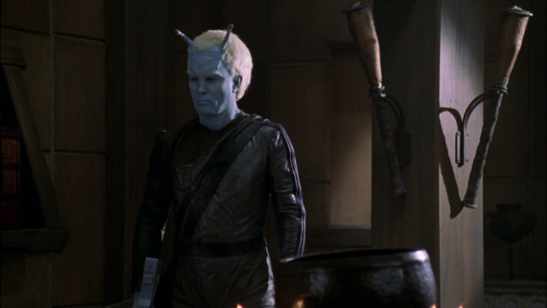 extant_StarTrek_ENT_1x07-TheAndorianIncident_2730.jpg