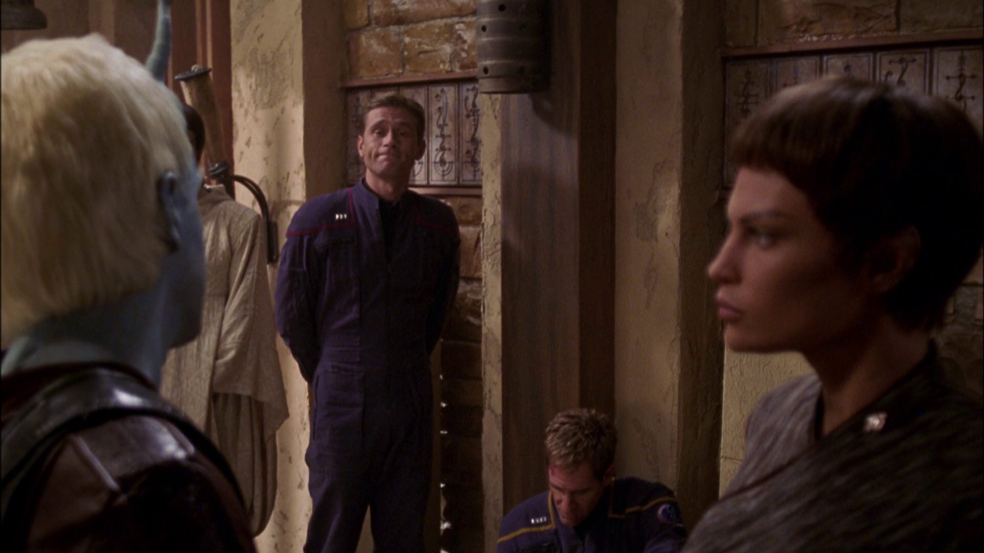 extant_StarTrek_ENT_1x07-TheAndorianIncident_3026.jpg