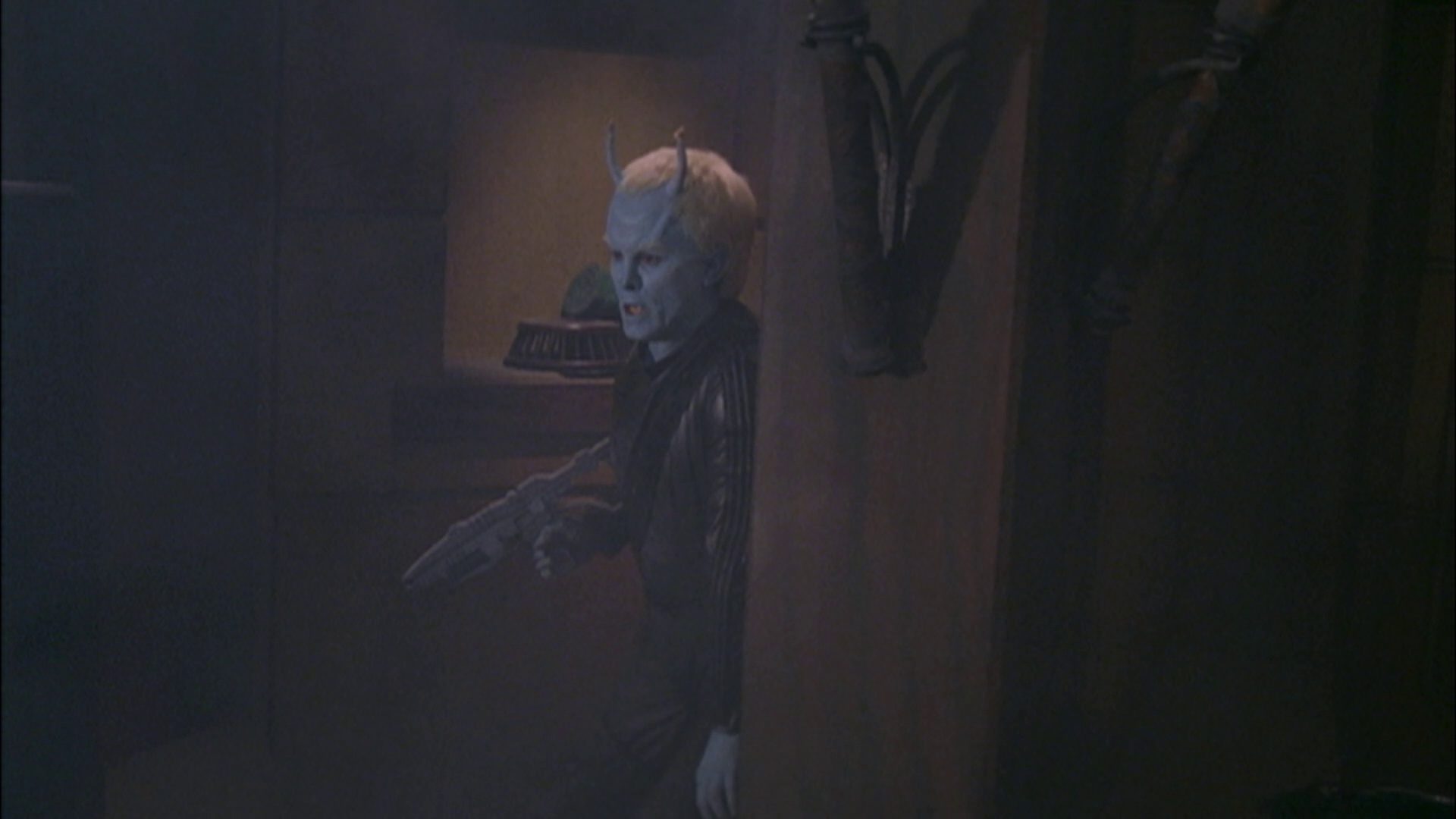 extant_StarTrek_ENT_1x07-TheAndorianIncident_3165.jpg