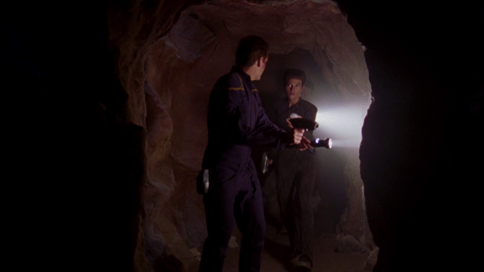 extant_StarTrek_ENT_1x07-TheAndorianIncident_3260.jpg