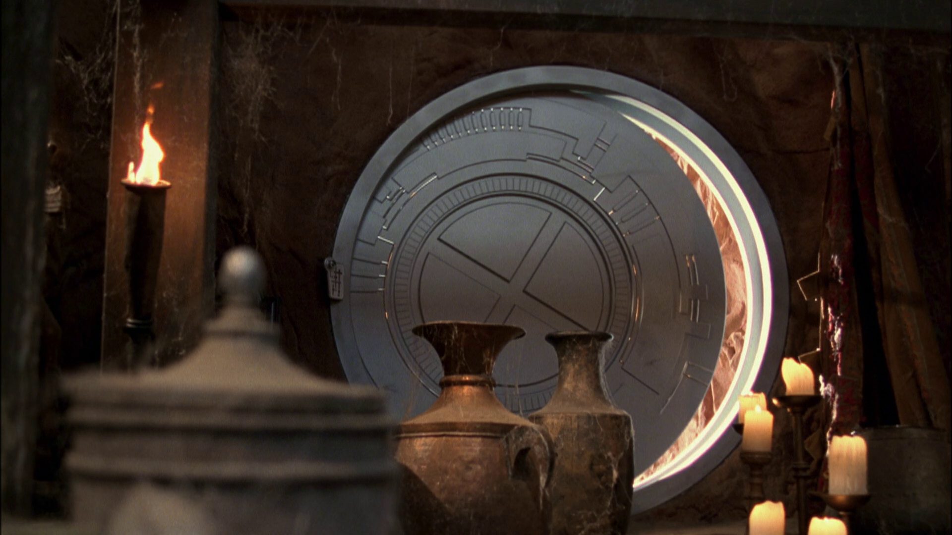 extant_StarTrek_ENT_1x07-TheAndorianIncident_3398.jpg