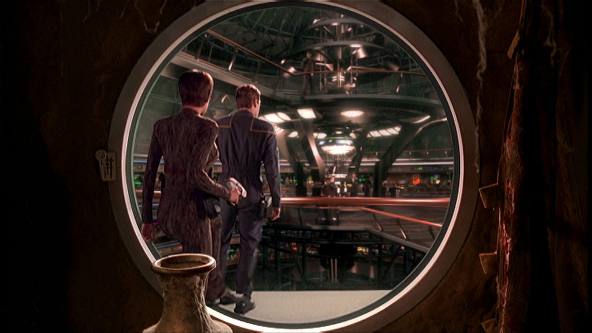 extant_StarTrek_ENT_1x07-TheAndorianIncident_3454.jpg