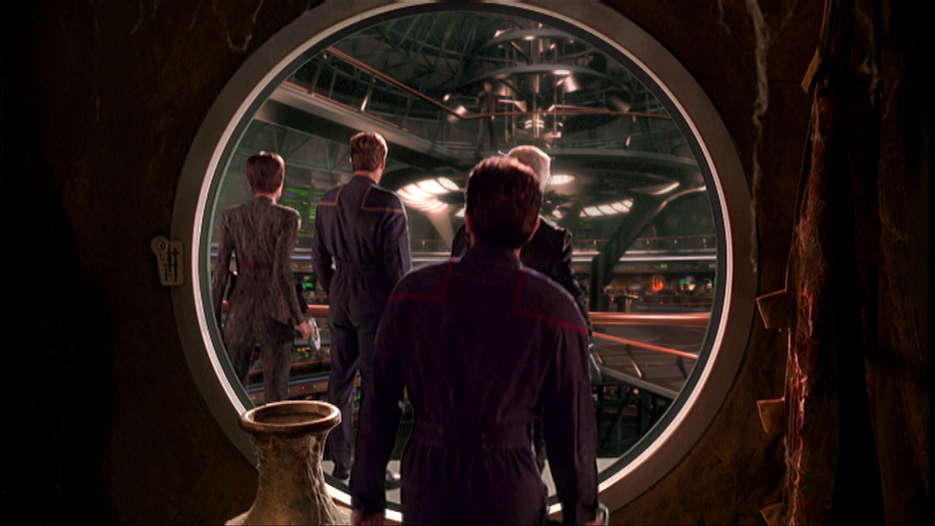 extant_StarTrek_ENT_1x07-TheAndorianIncident_3459.jpg