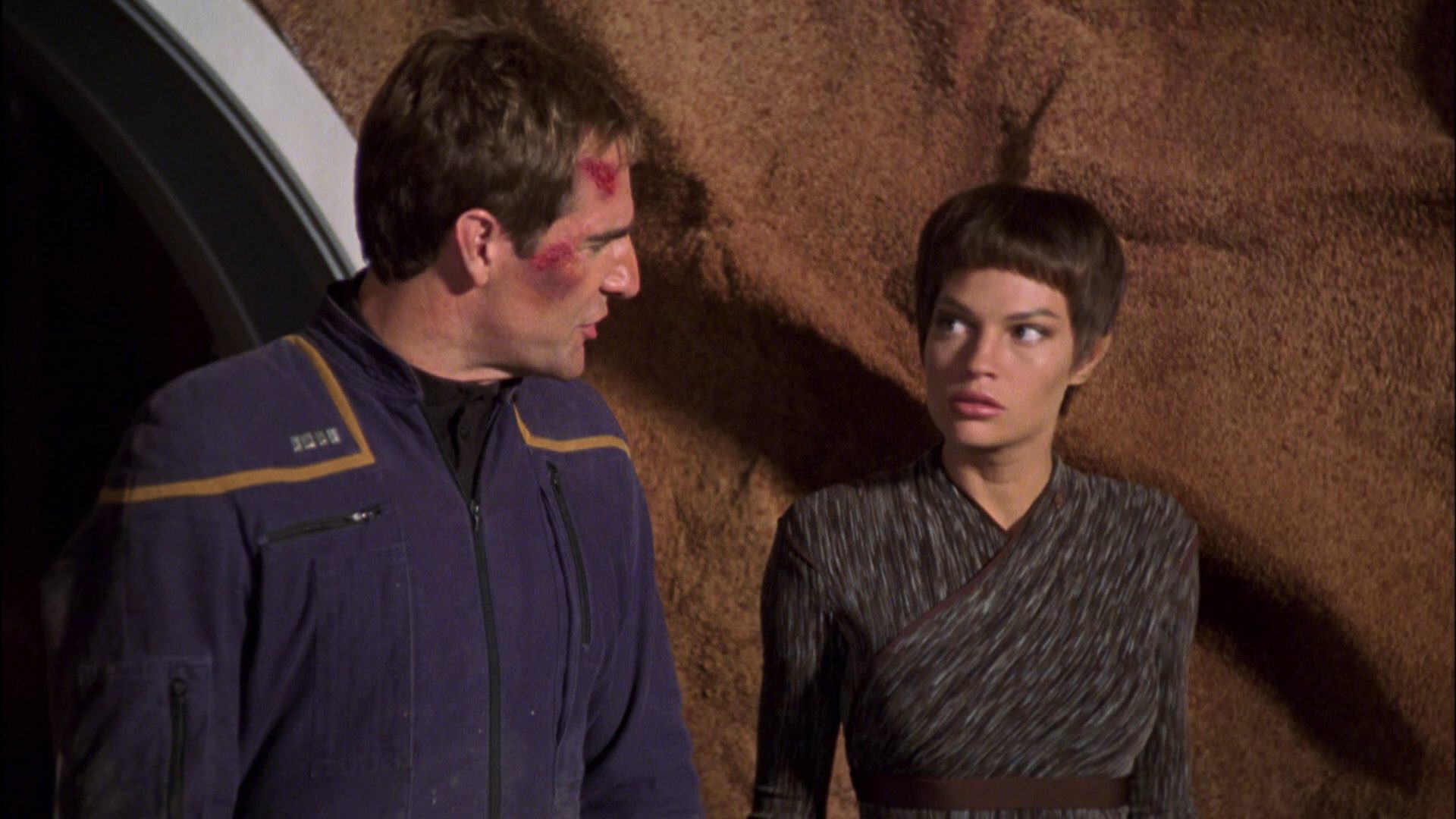 extant_StarTrek_ENT_1x07-TheAndorianIncident_3483.jpg