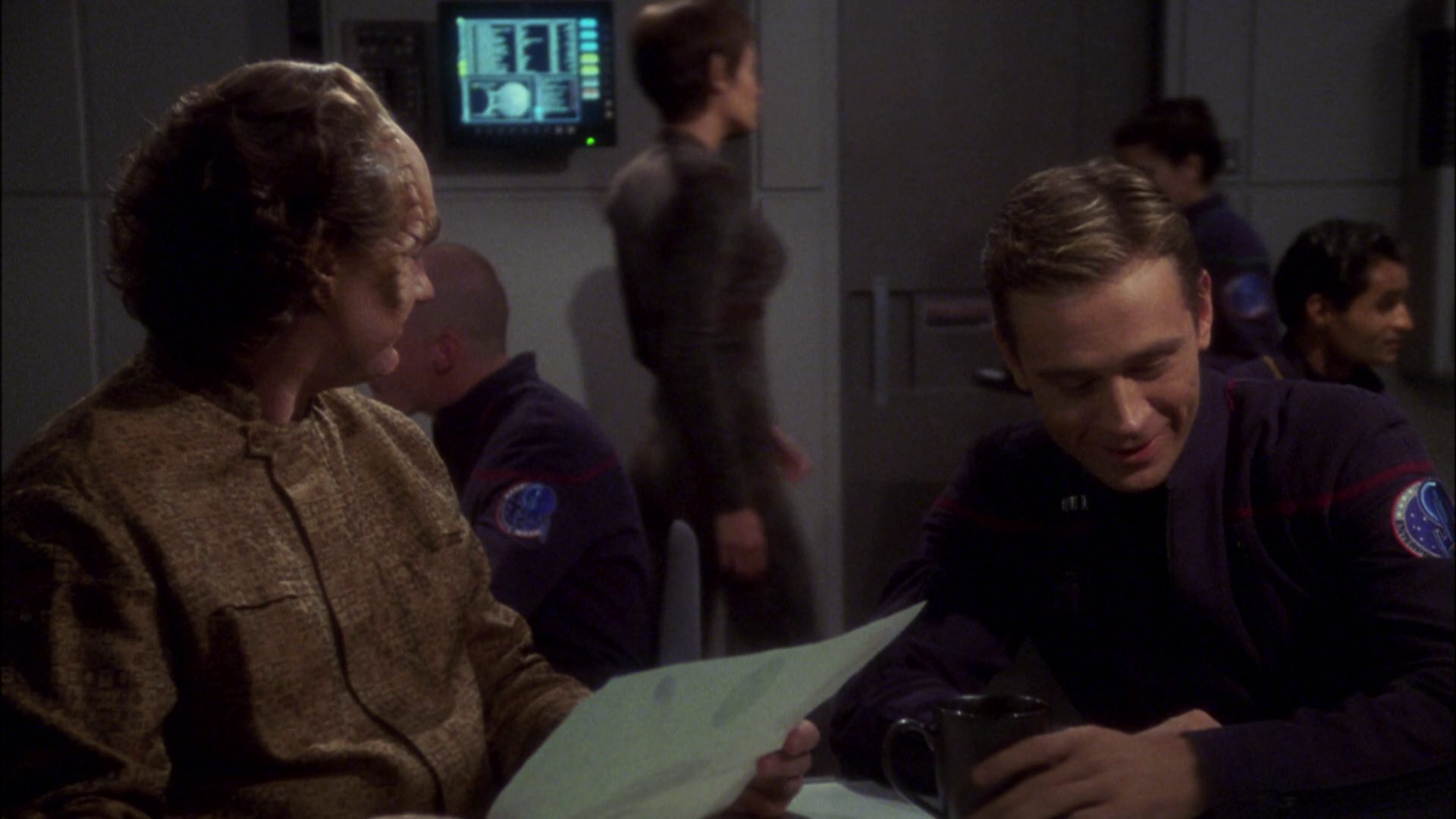 extant_StarTrek_ENT_1x08-BreakingTheIce_0018.jpg