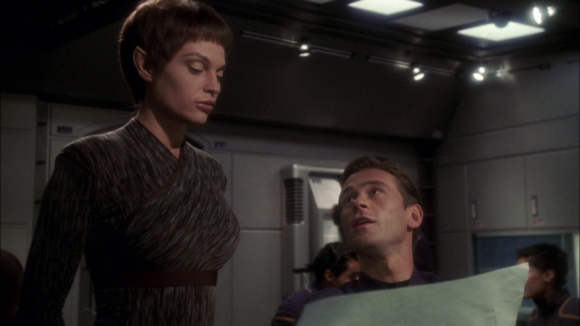 extant_StarTrek_ENT_1x08-BreakingTheIce_0061.jpg