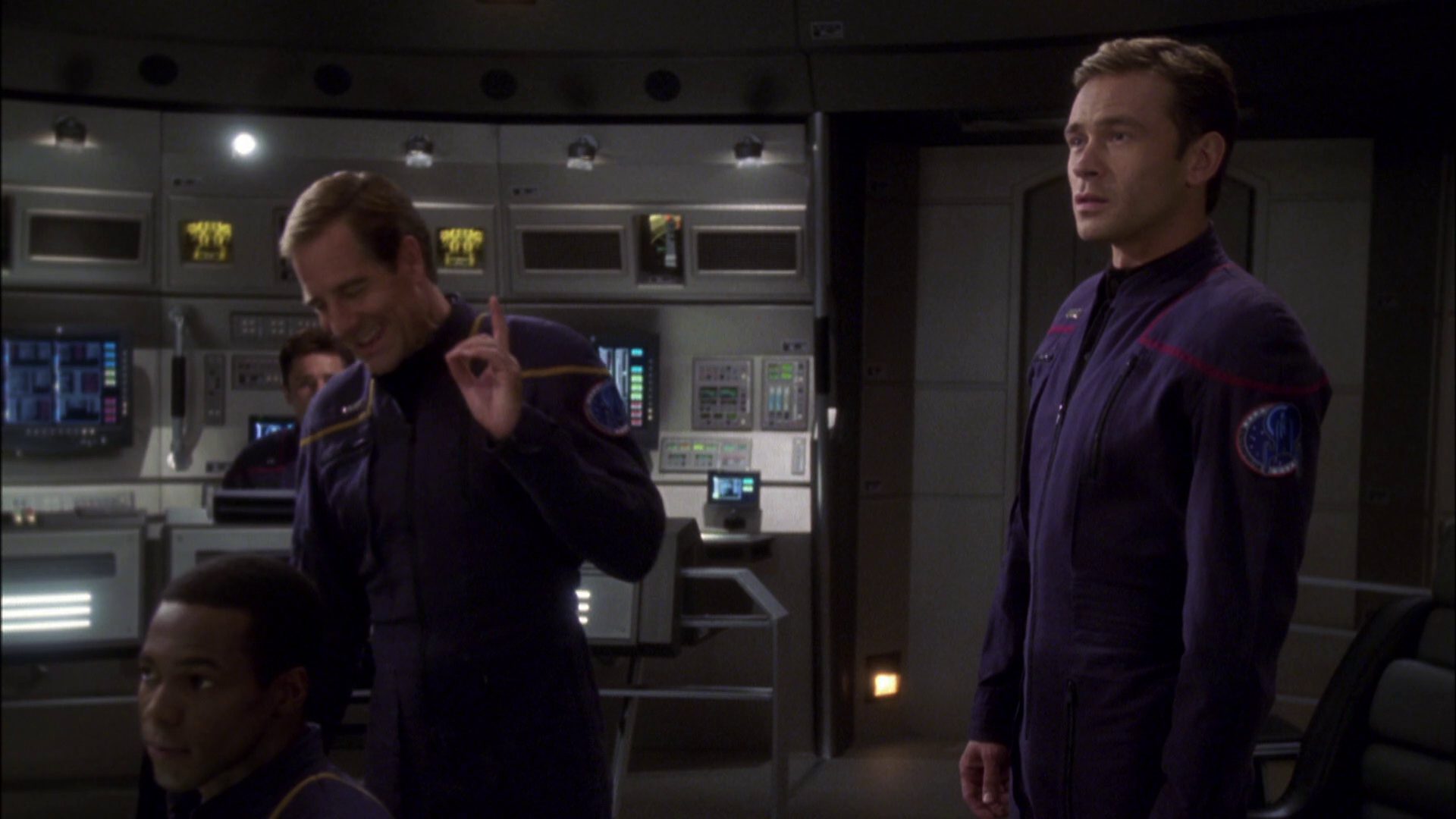 extant_StarTrek_ENT_1x08-BreakingTheIce_0289.jpg