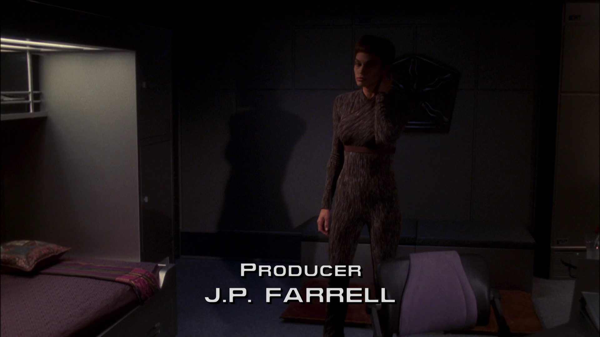 extant_StarTrek_ENT_1x08-BreakingTheIce_0315.jpg