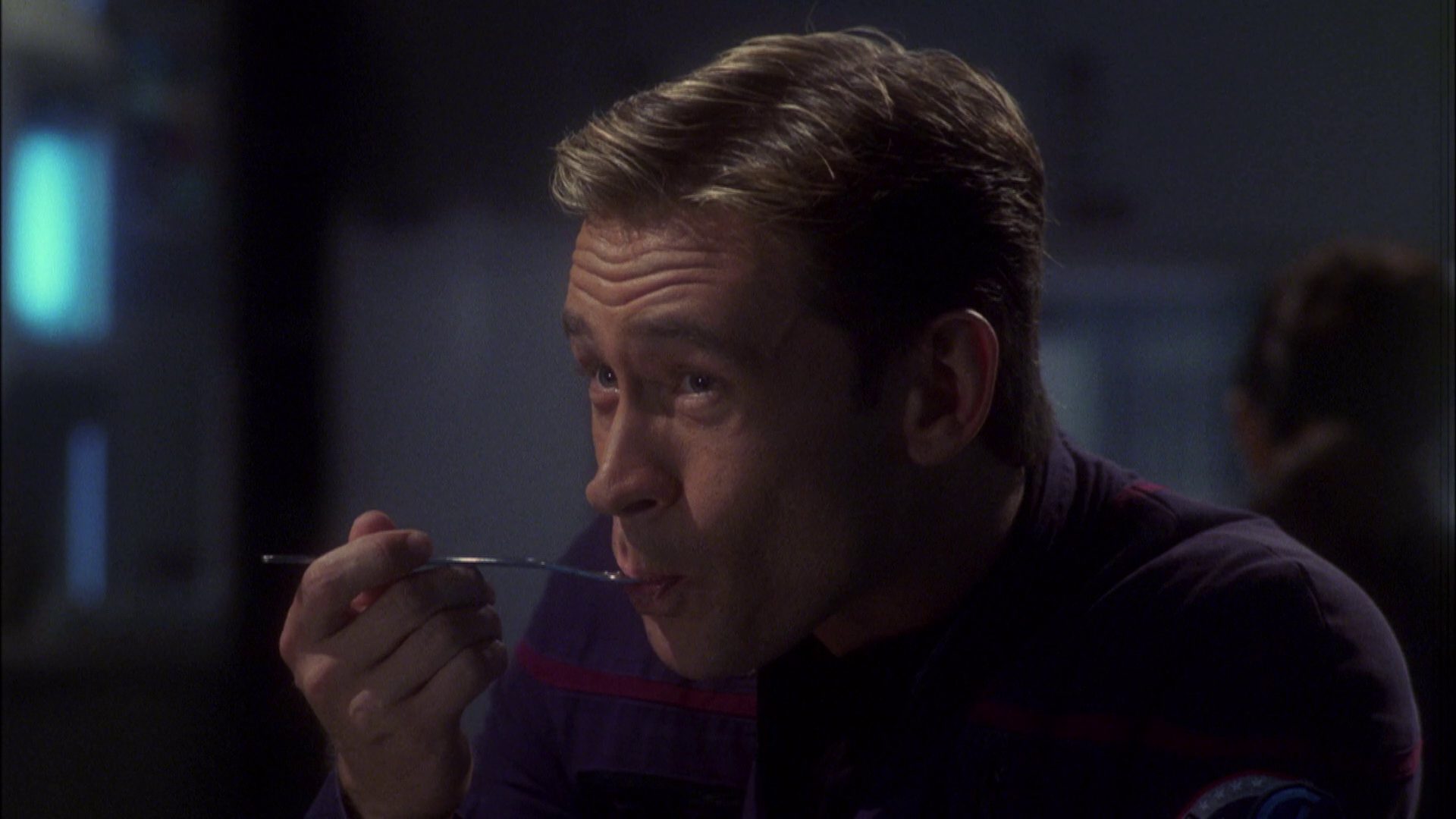 extant_StarTrek_ENT_1x08-BreakingTheIce_0443.jpg