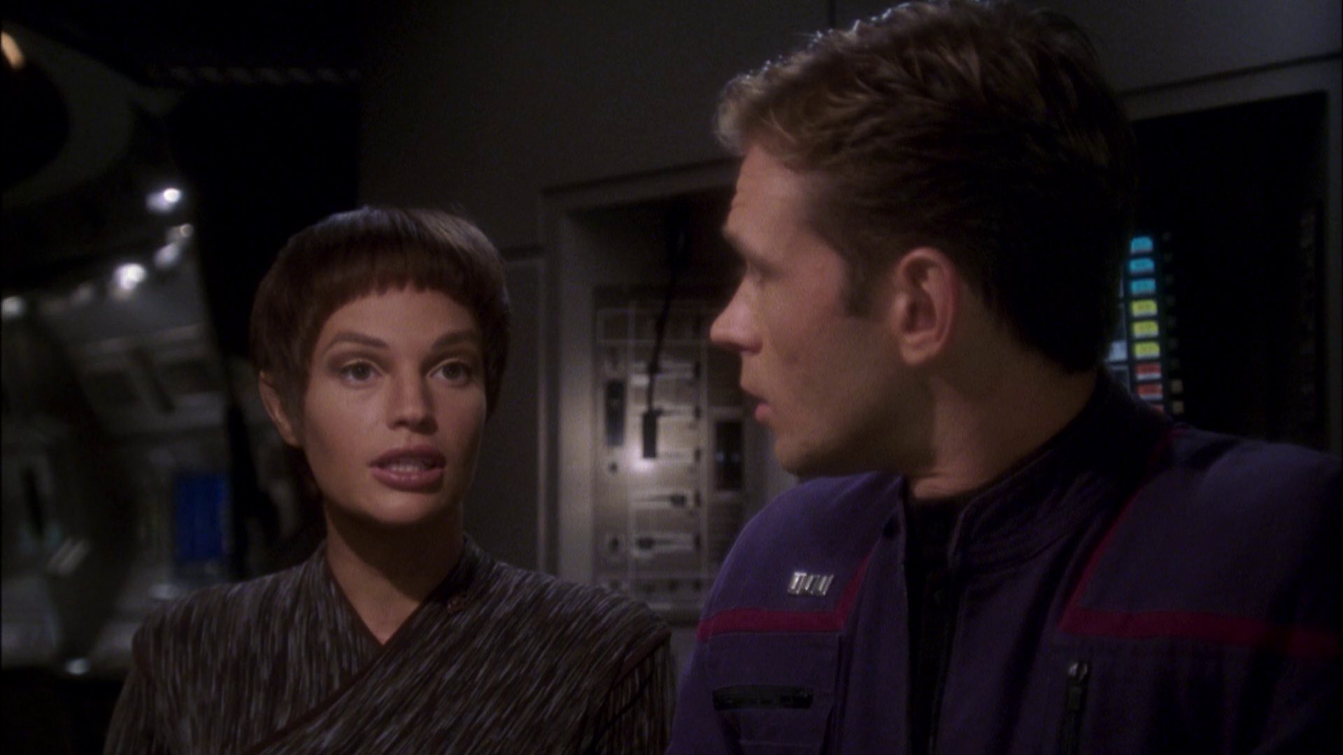 extant_StarTrek_ENT_1x08-BreakingTheIce_0521.jpg