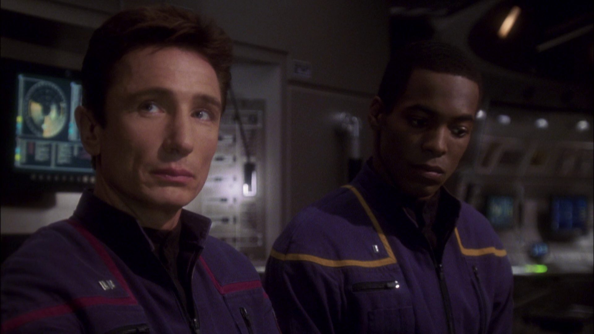 extant_StarTrek_ENT_1x08-BreakingTheIce_0529.jpg