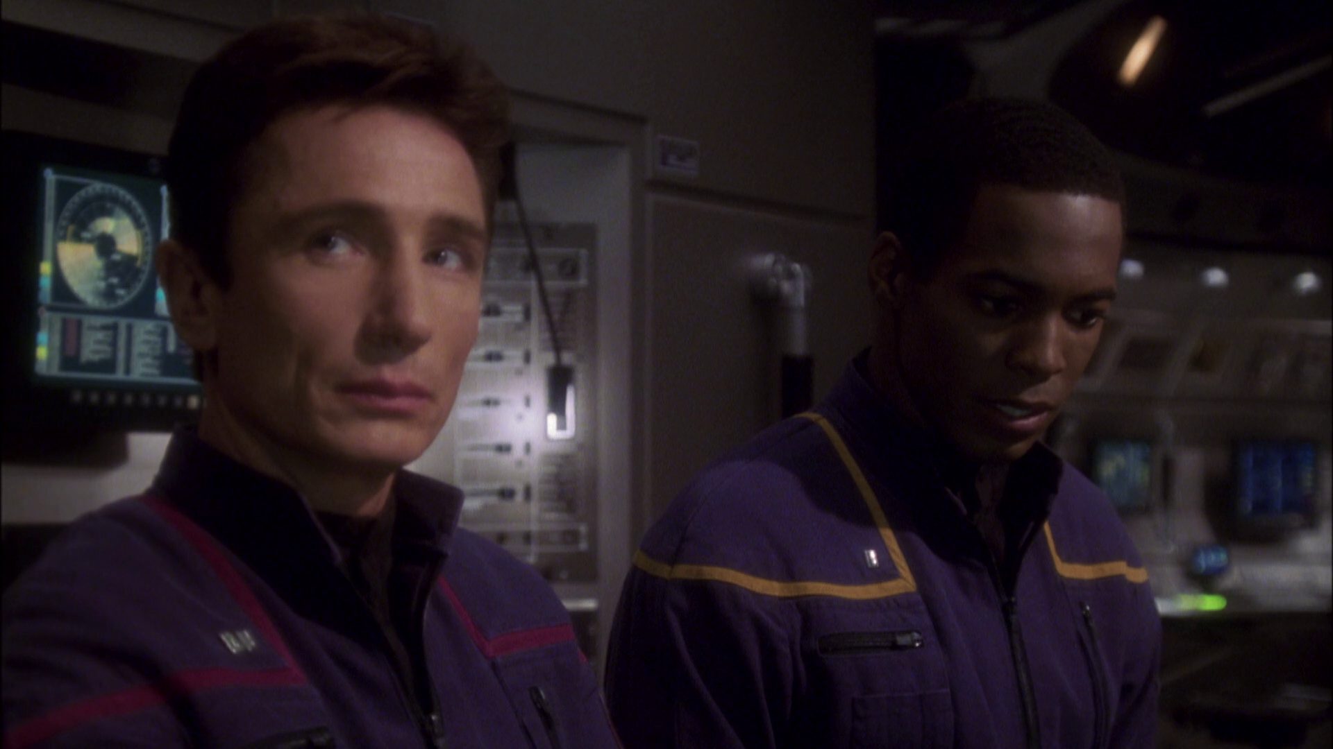extant_StarTrek_ENT_1x08-BreakingTheIce_0532.jpg